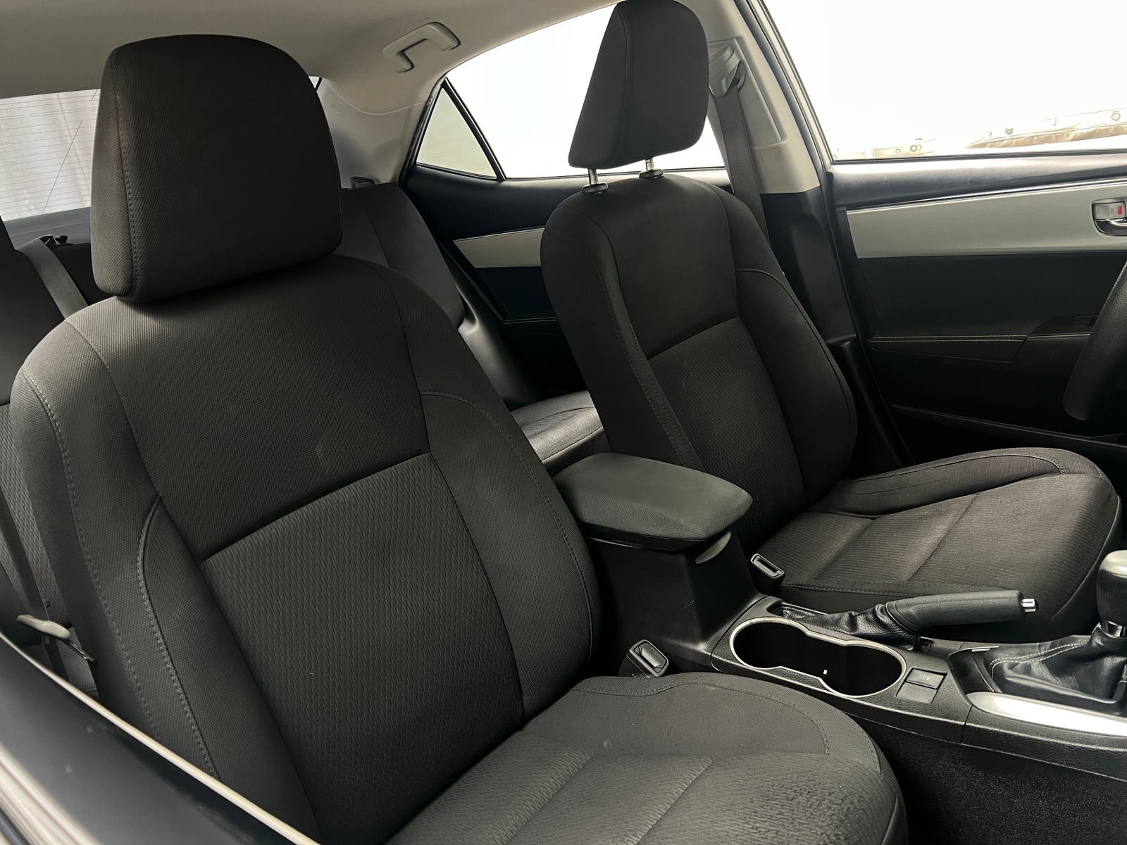 Thumbnail: 2017 Toyota Corolla - 2
