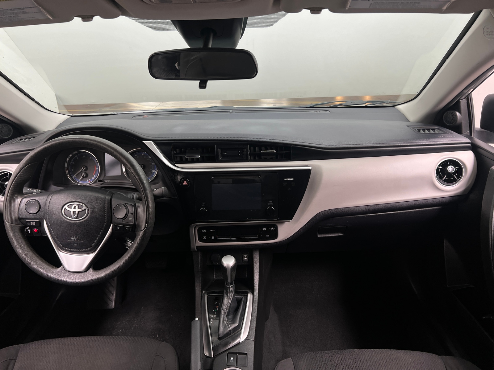Thumbnail: 2017 Toyota Corolla - 3