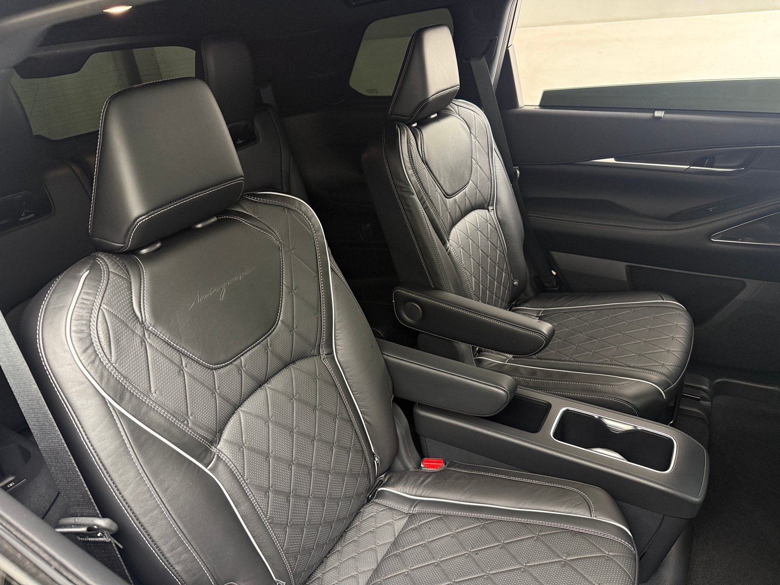 Thumbnail: 2023 INFINITI QX60 - 5