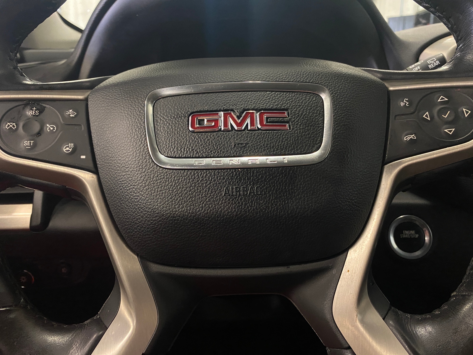 Thumbnail: 2020 GMC Terrain - 4