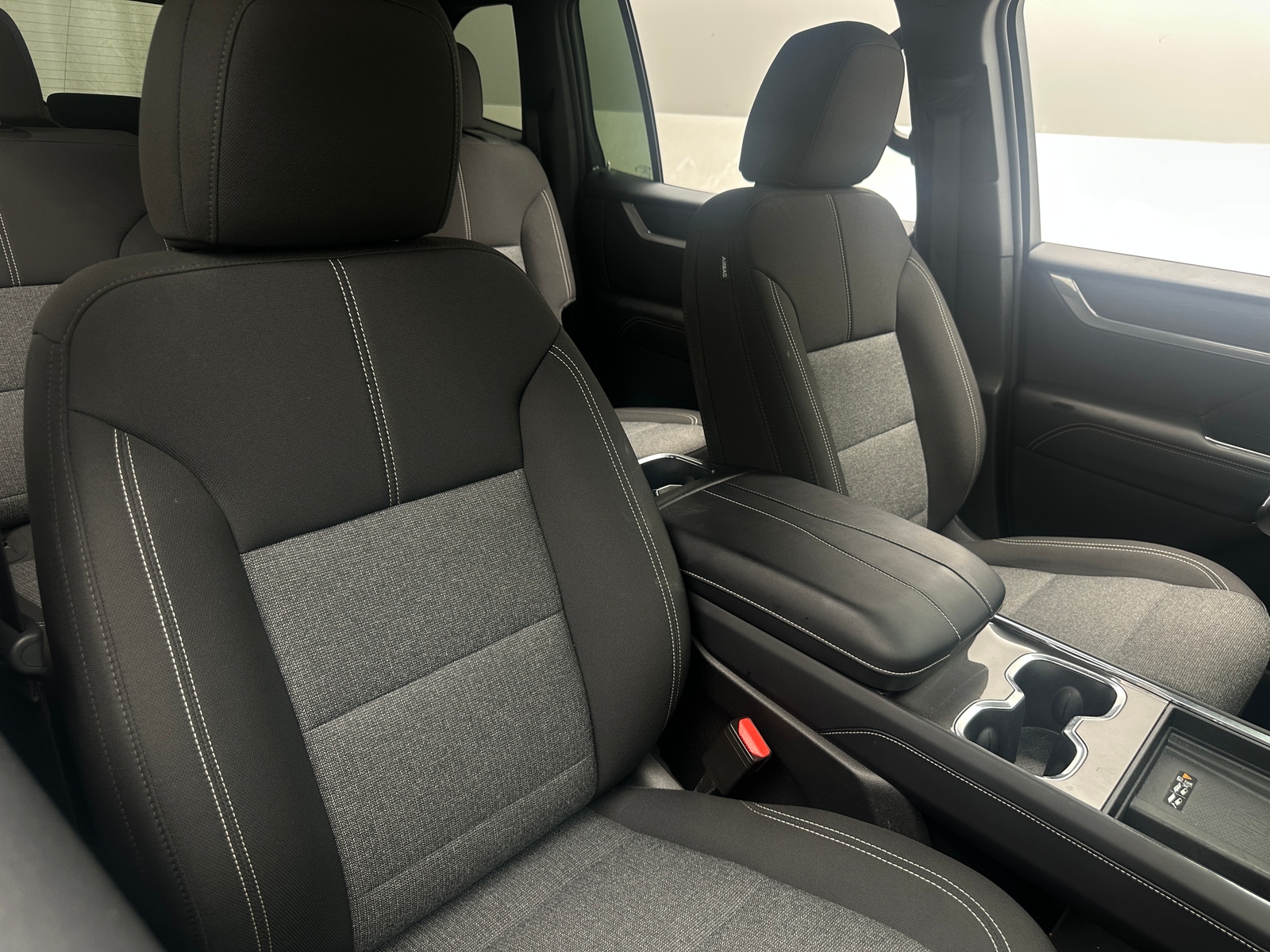 Thumbnail: 2025 GMC Acadia - 2