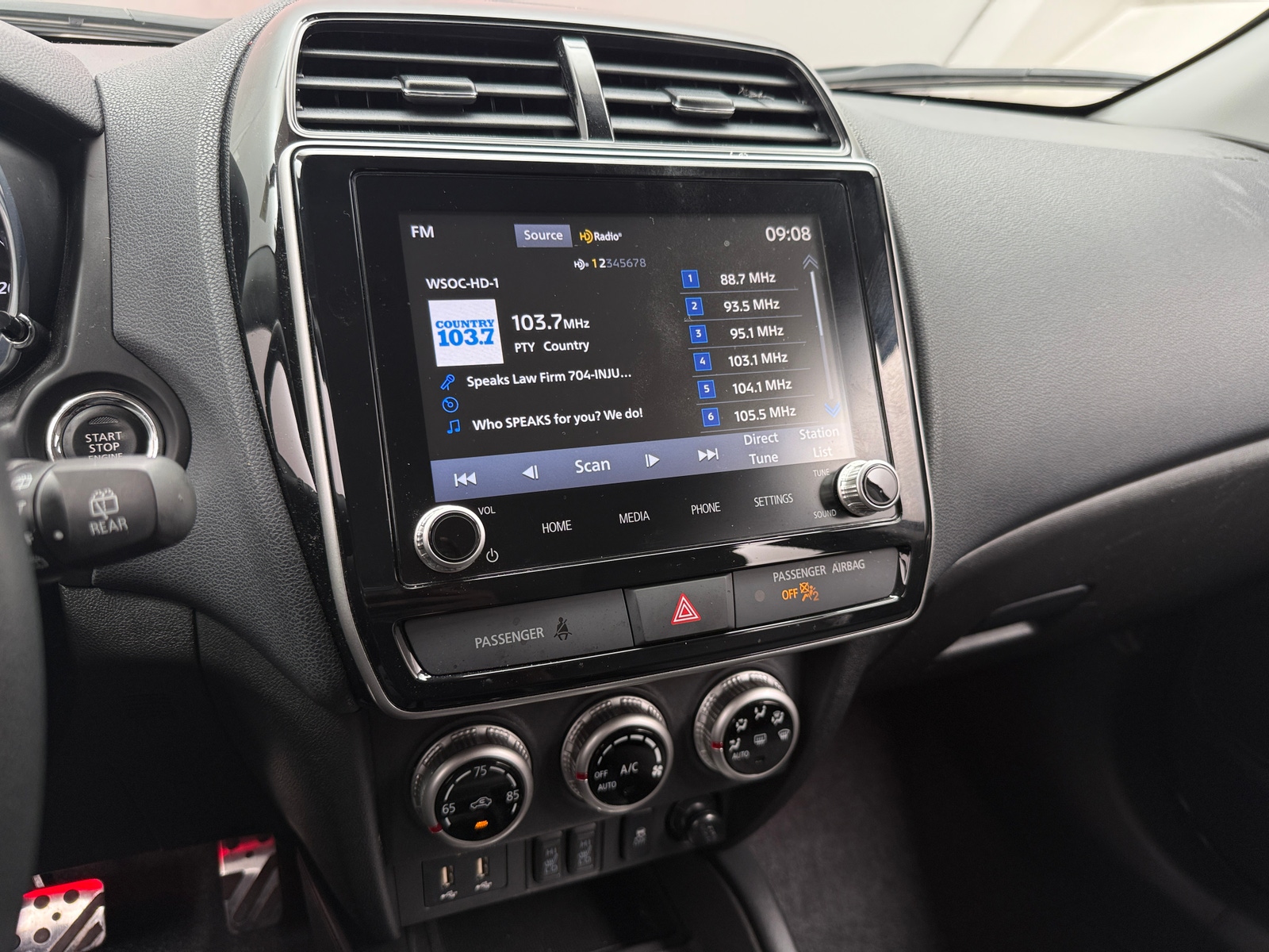 Thumbnail: 2022 Mitsubishi Outlander Sport - 4
