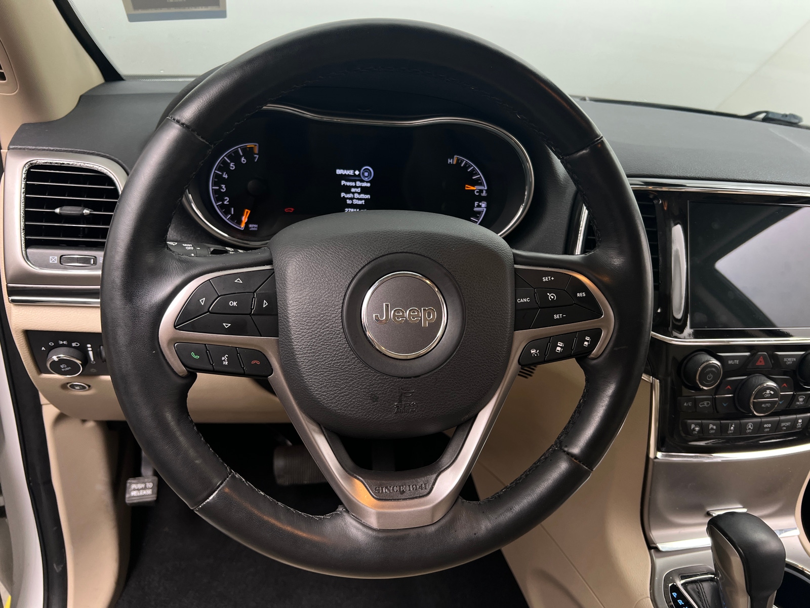 Thumbnail: 2021 Jeep Grand Cherokee - 4