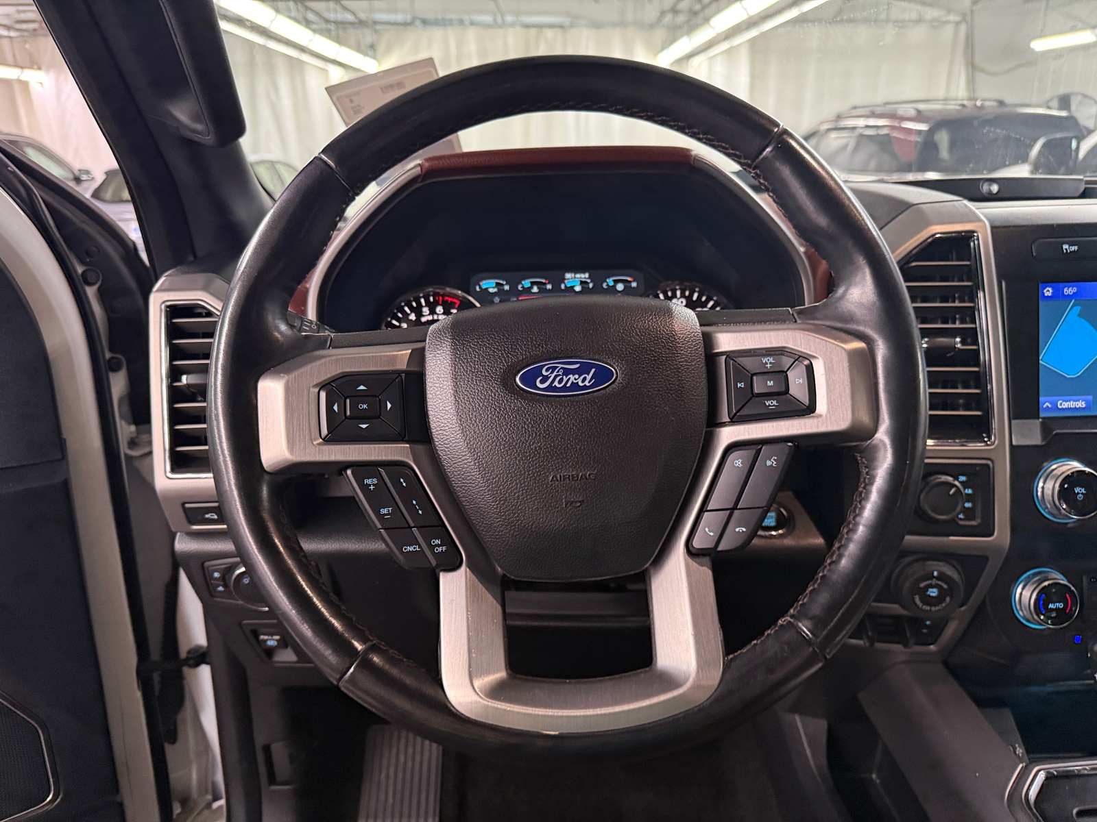 Thumbnail: 2020 Ford Econoline - 4