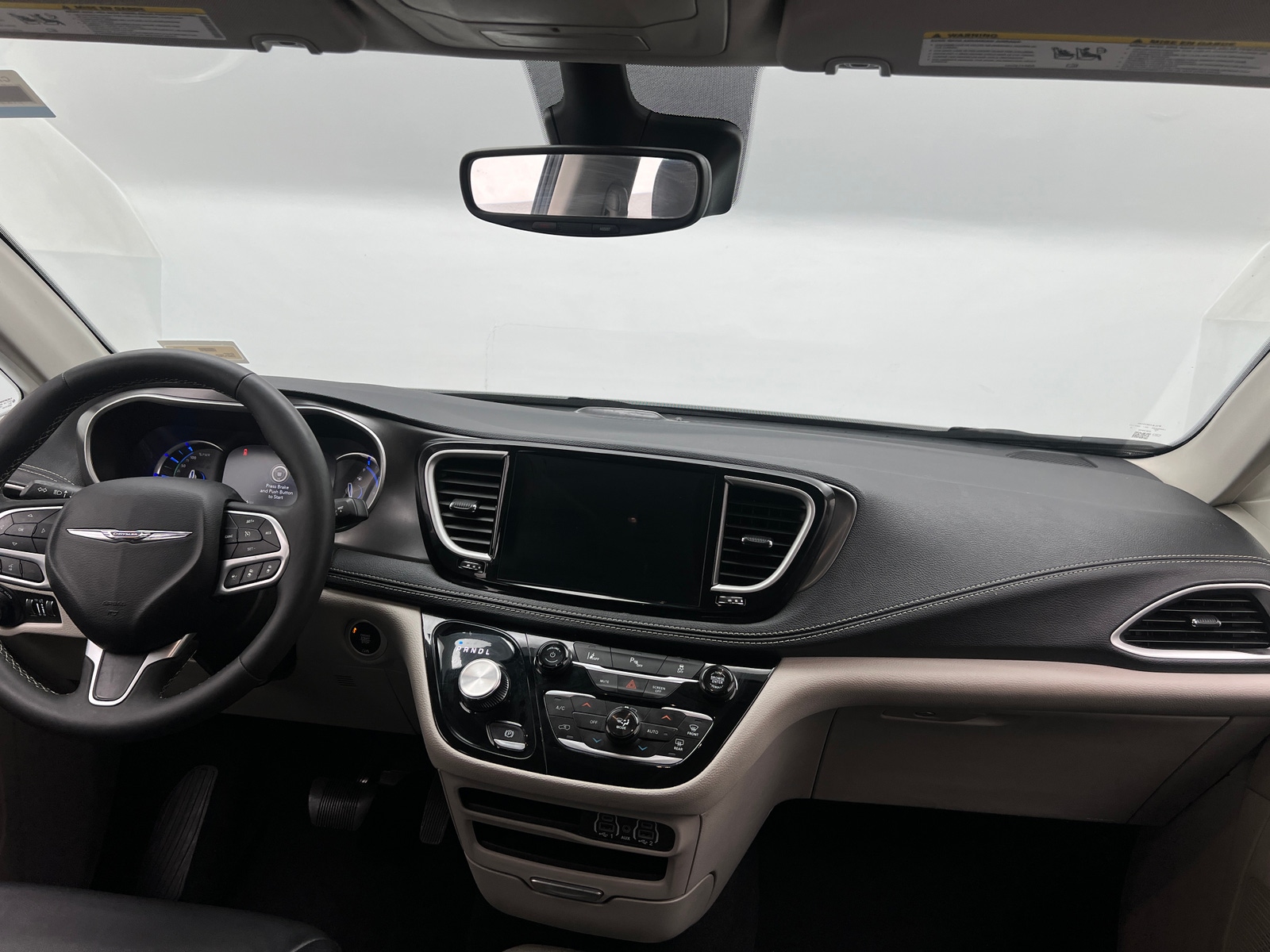 Thumbnail: 2024 Chrysler Pacifica - 2