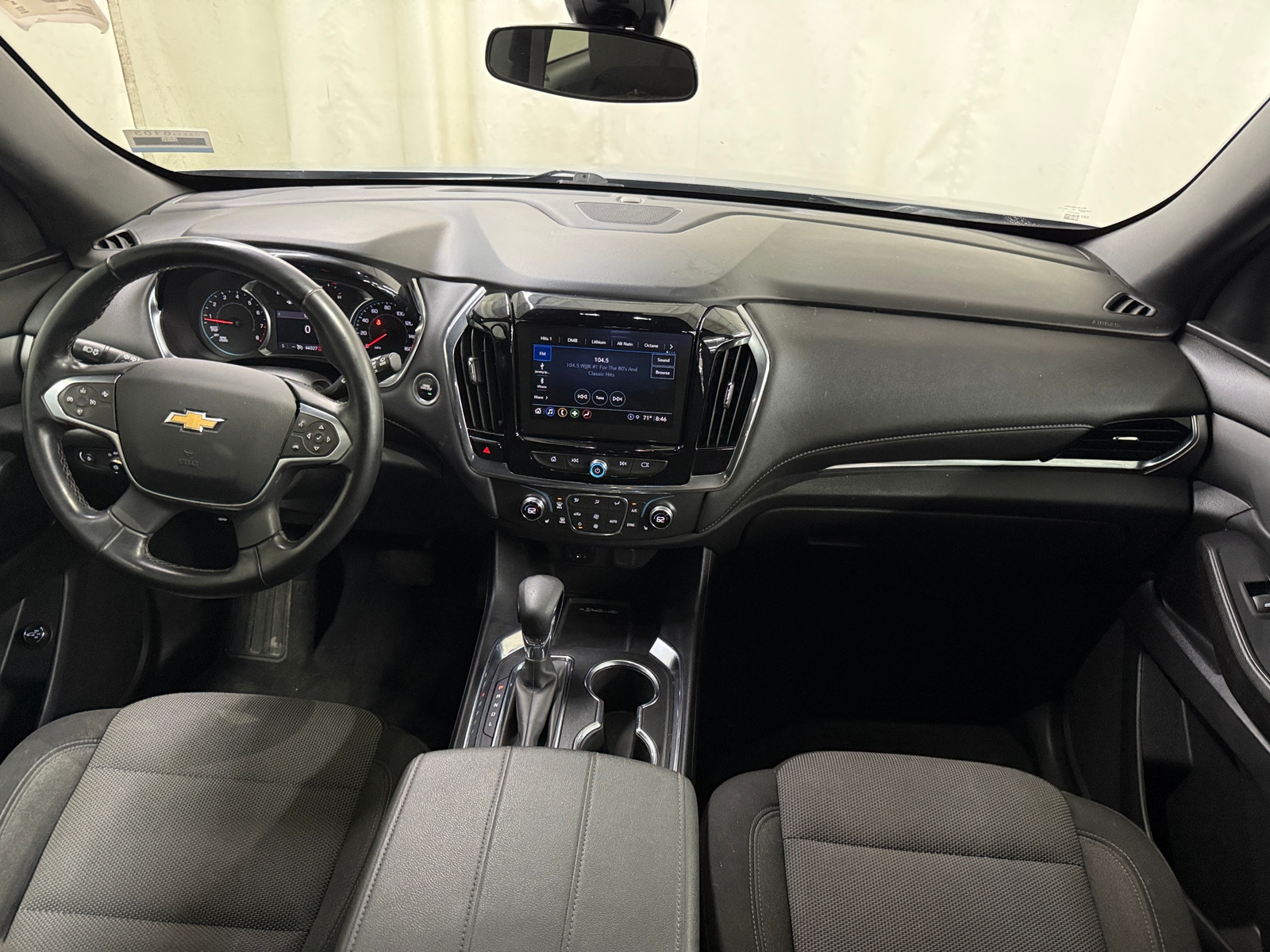 Thumbnail: 2023 Chevrolet Traverse - 3