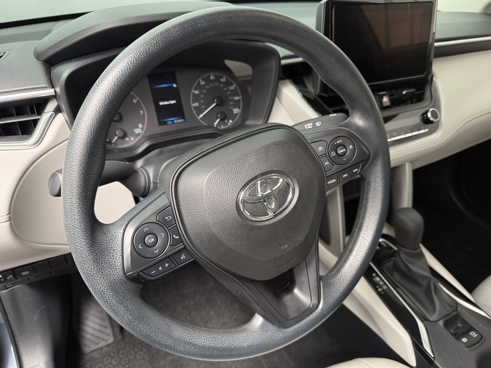 Thumbnail: 2023 Toyota Corolla Cross - 5