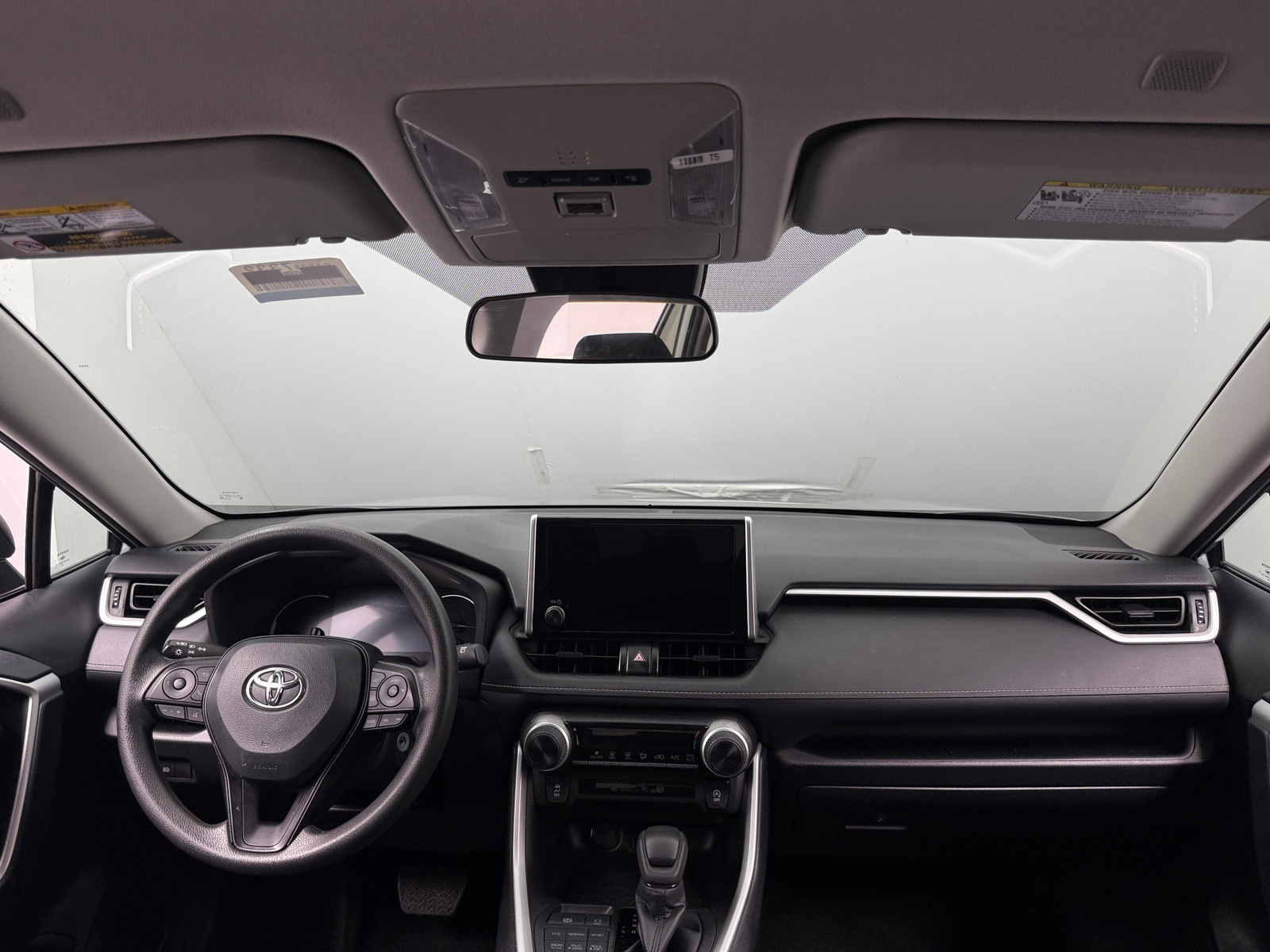 Thumbnail: 2025 Toyota RAV4 - 3