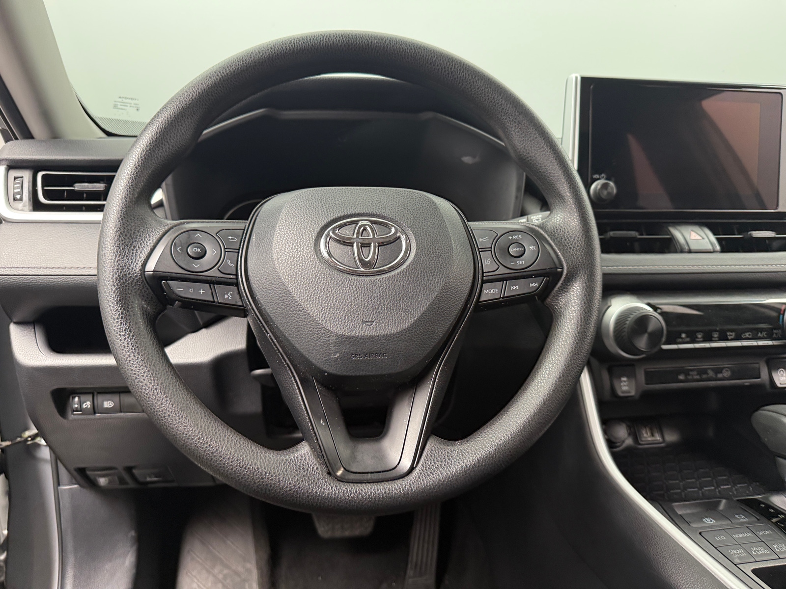 Thumbnail: 2025 Toyota RAV4 - 5