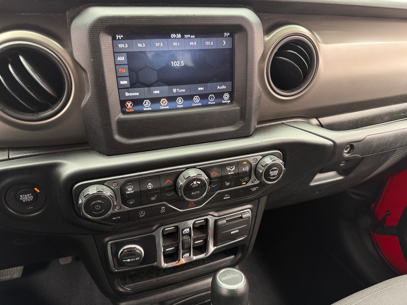 Thumbnail: 2023 Jeep Gladiator - 4