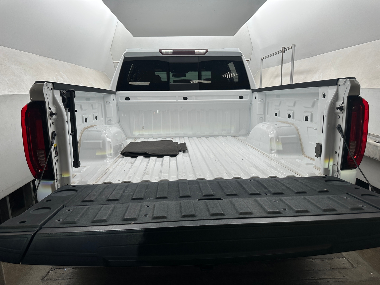 Thumbnail: 2021 GMC Sierra 1500 - 6