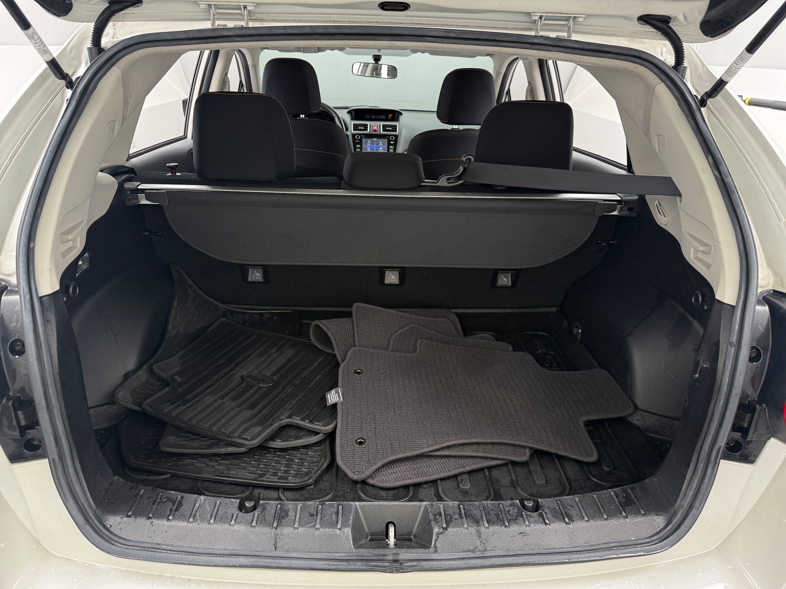 Thumbnail: 2017 Subaru Crosstrek - 7