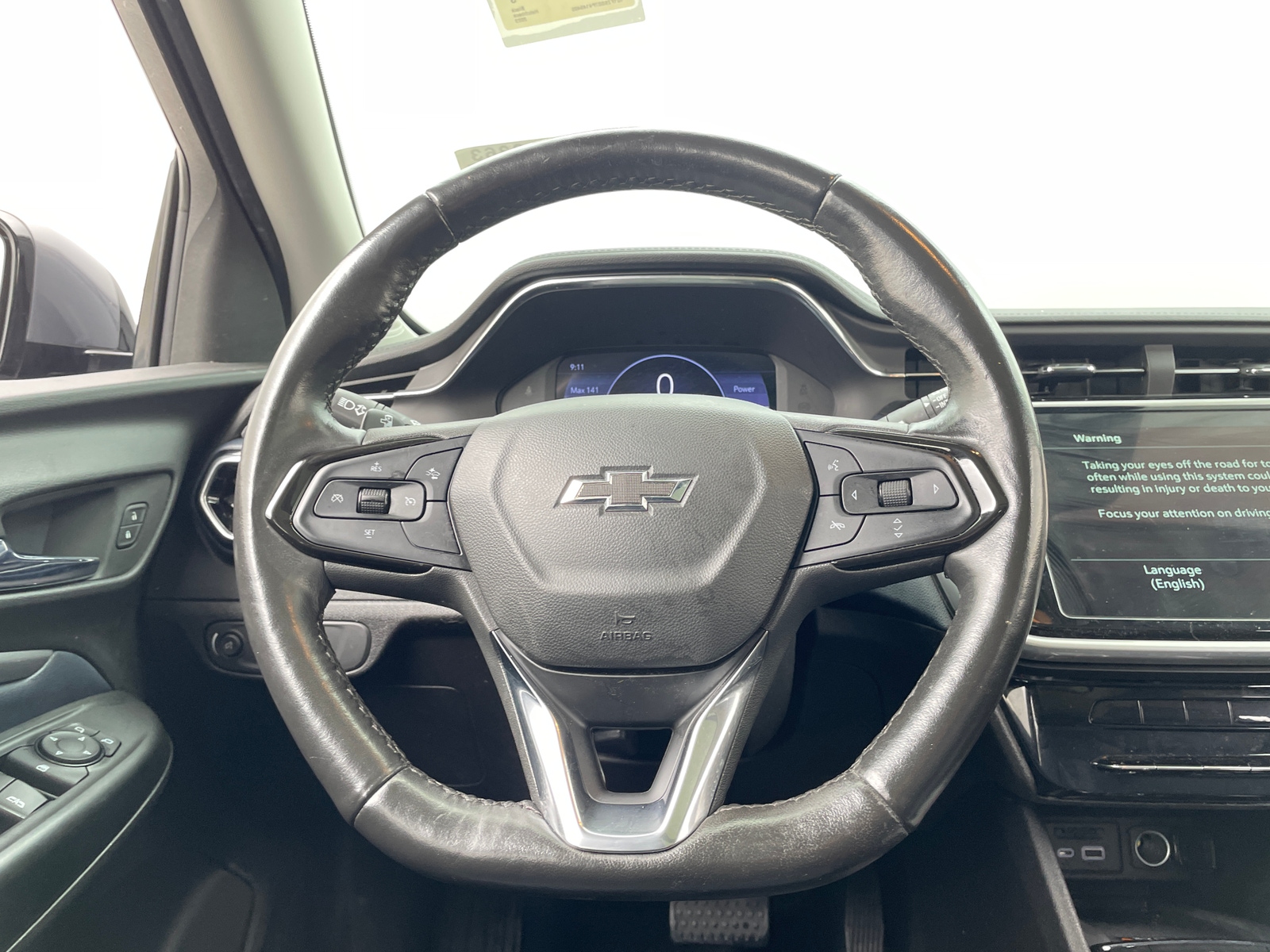 Thumbnail: 2023 Chevrolet Bolt EUV - 4