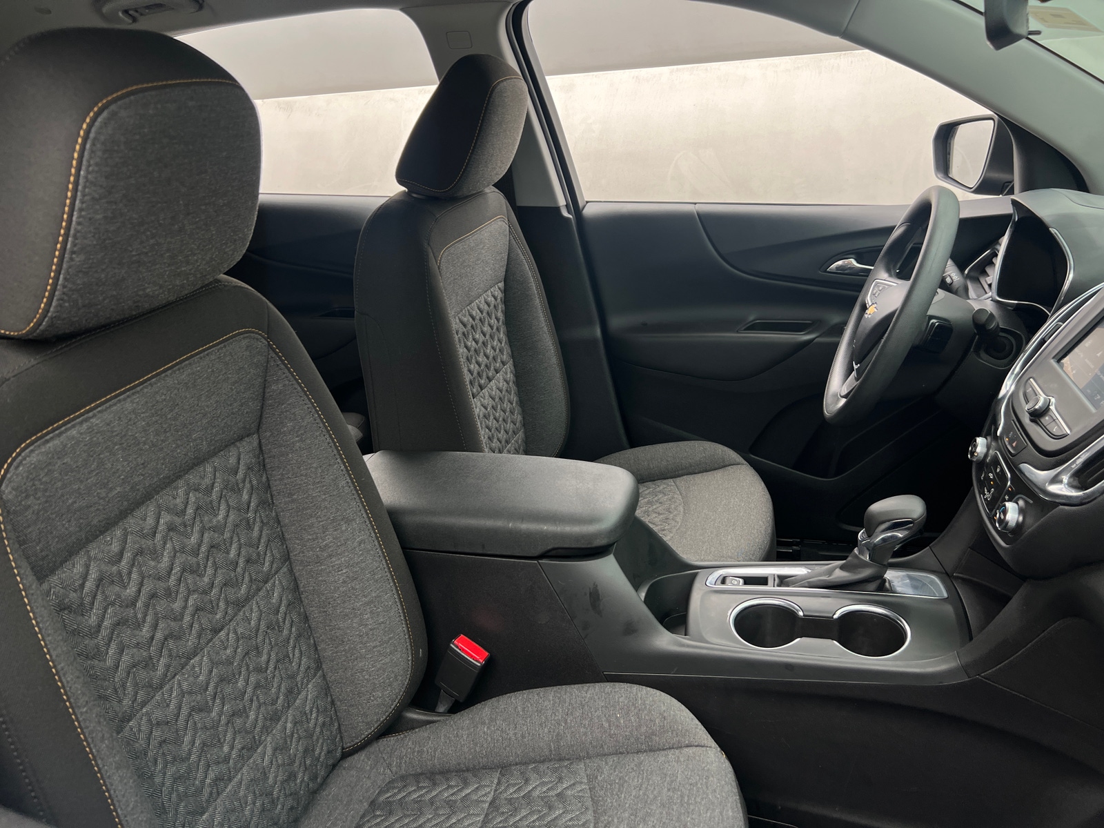 Thumbnail: 2022 Chevrolet Equinox - 2