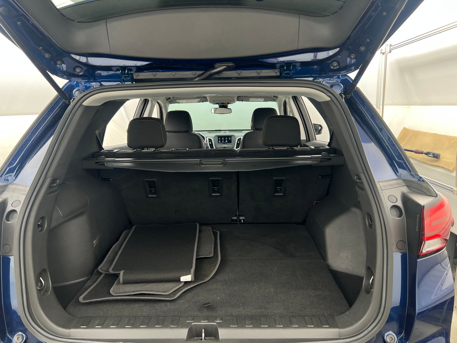 Thumbnail: 2022 Chevrolet Equinox - 7