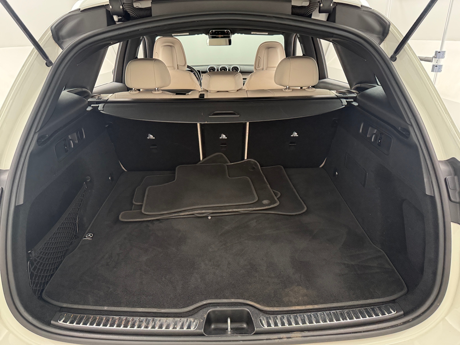 Thumbnail: 2024 Mercedes-Benz GLC - 6