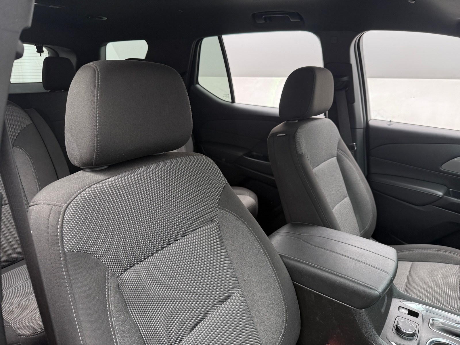 Thumbnail: 2023 Chevrolet Traverse - 2