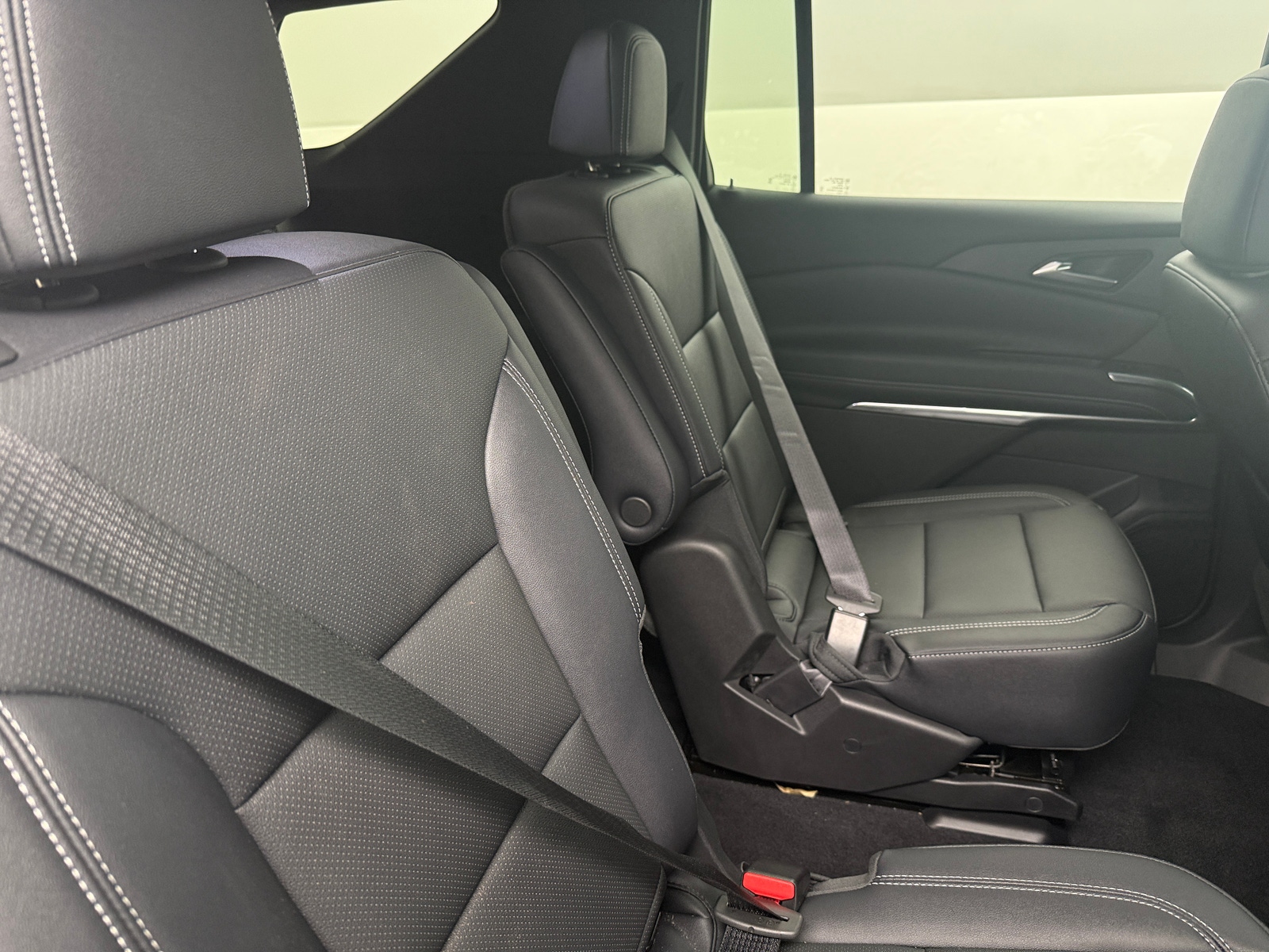 Thumbnail: 2026 Chevrolet Traverse - 5