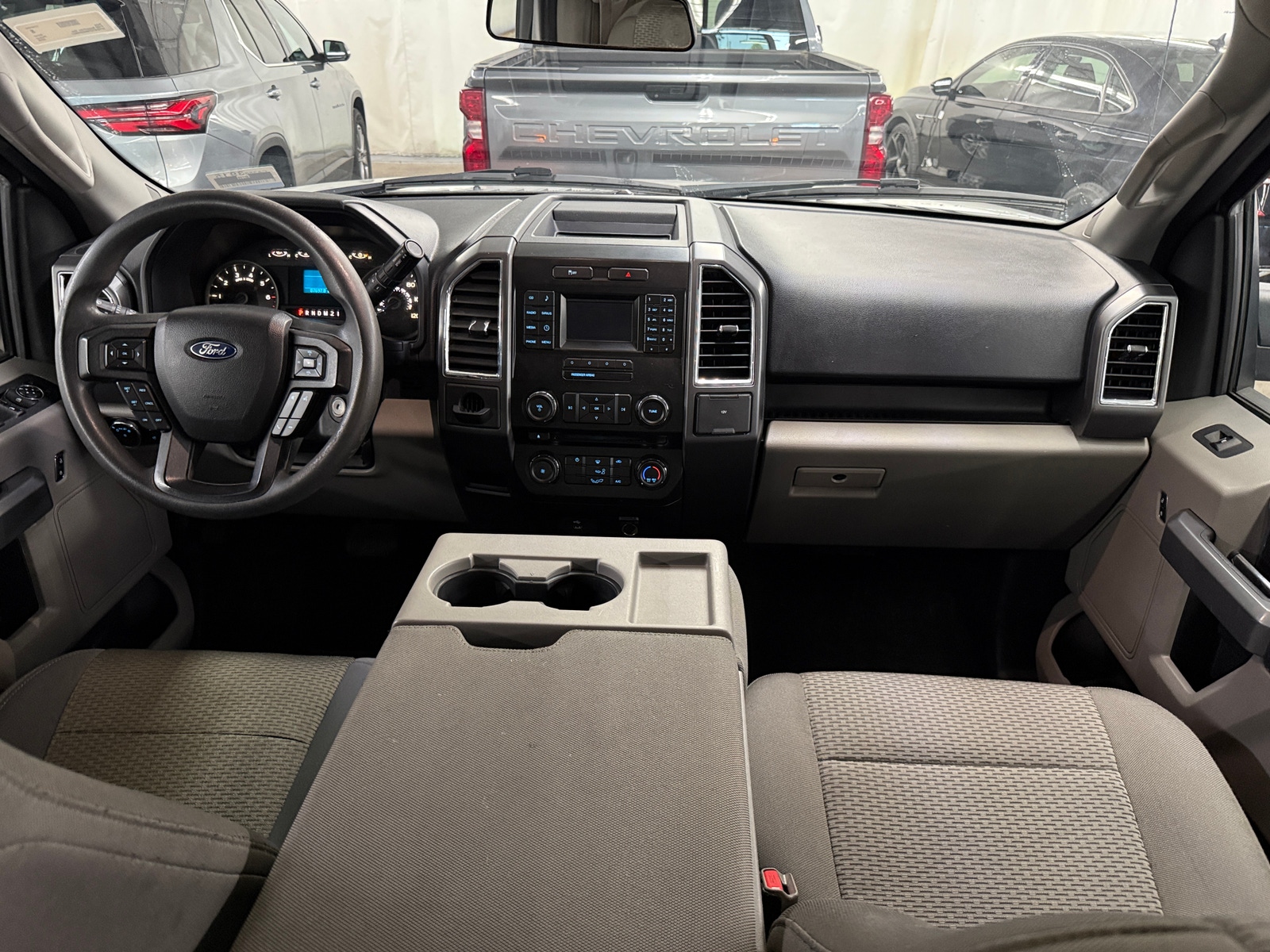 Thumbnail: 2016 Ford Econoline - 3