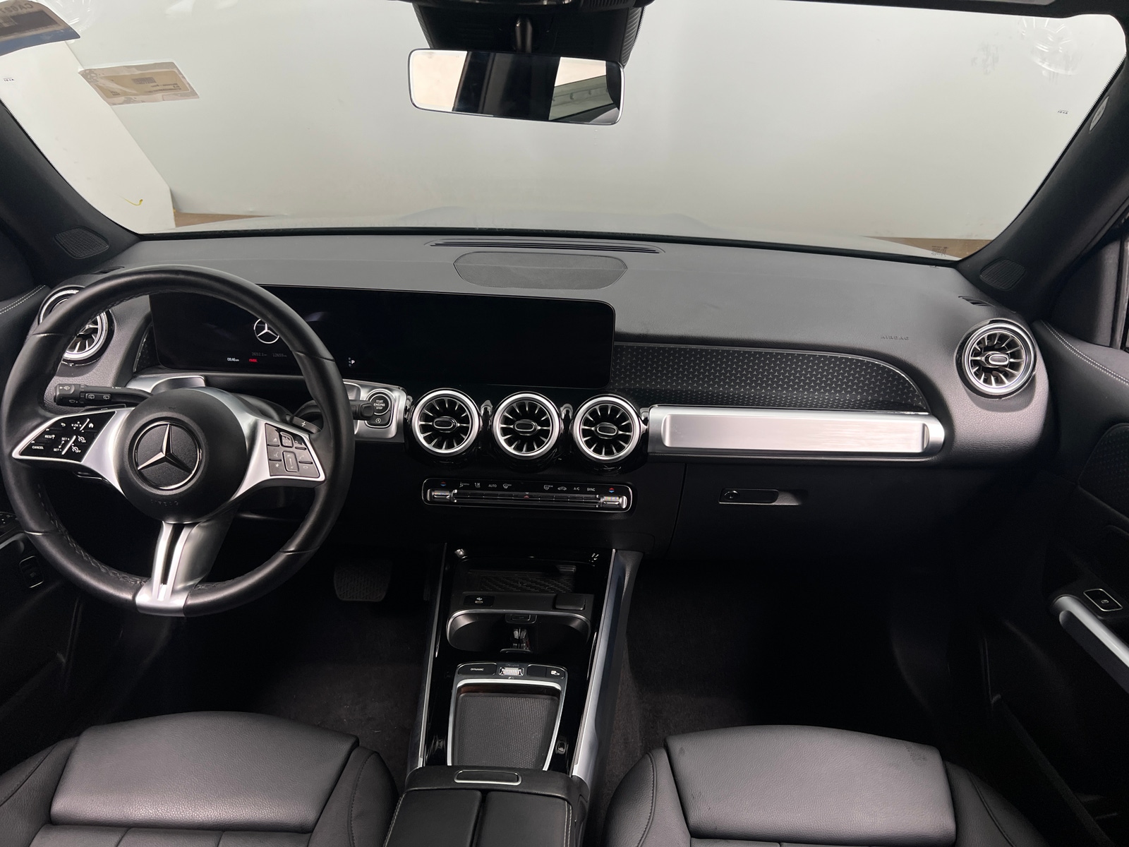 Thumbnail: 2024 Mercedes-Benz GLB - 2