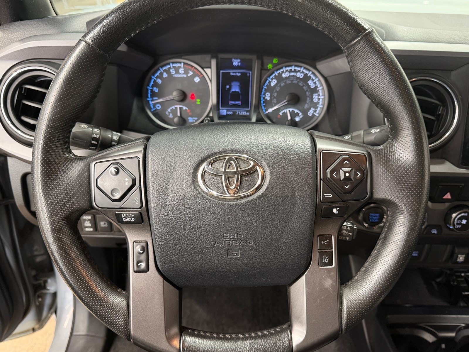 Thumbnail: 2019 Toyota Tacoma - 5