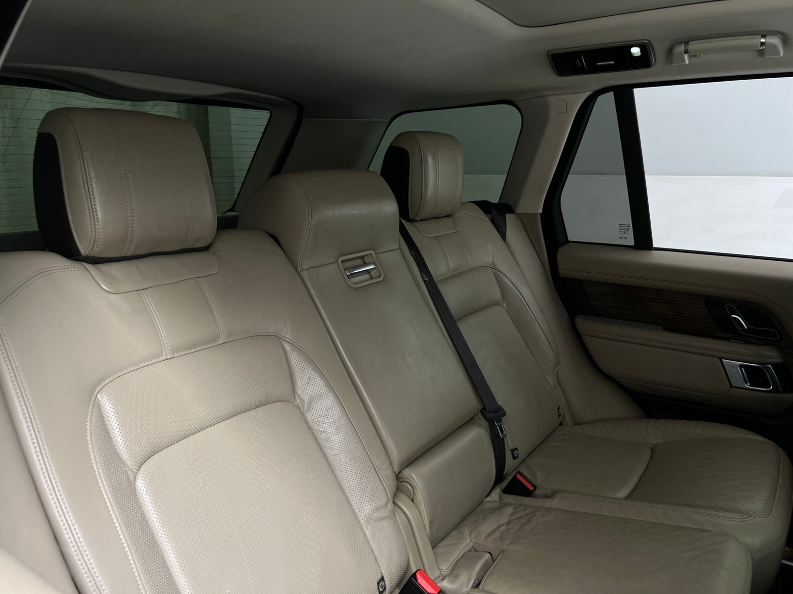 Thumbnail: 2019 Land Rover Range Rover - 5