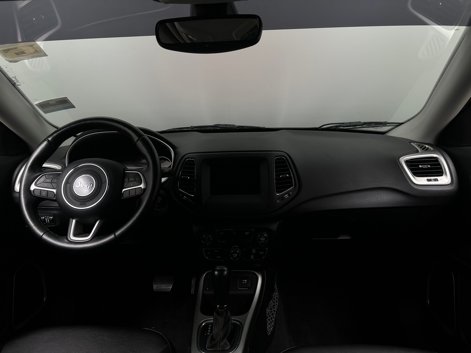 Thumbnail: 2019 Jeep Compass - 3