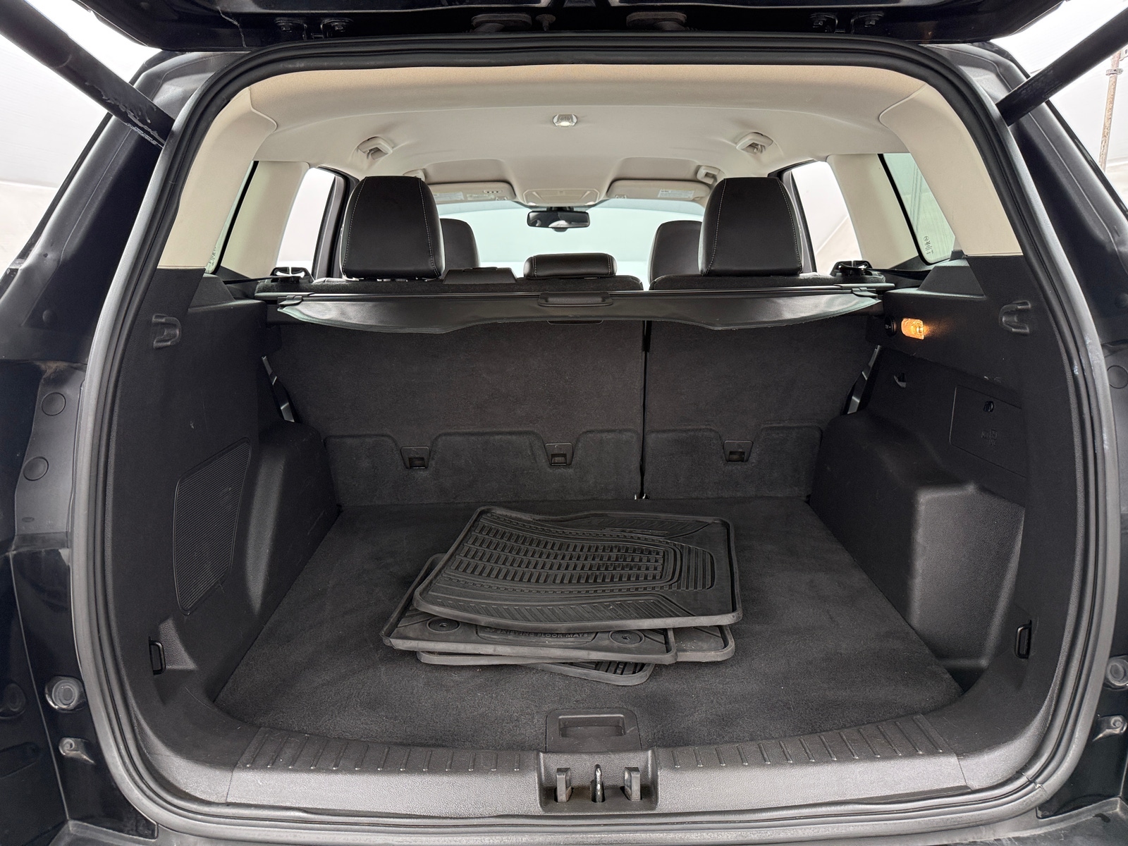 Thumbnail: 2019 Ford Escape - 6