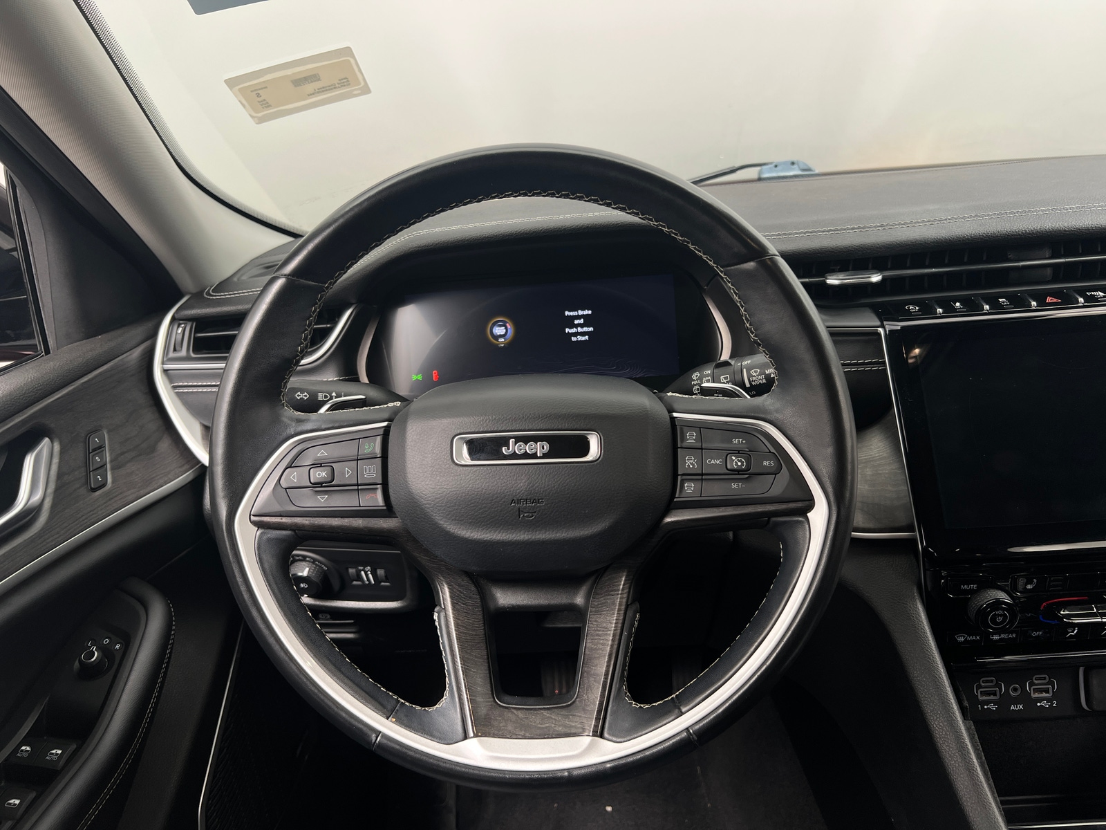Thumbnail: 2021 Jeep Grand Cherokee L - 4