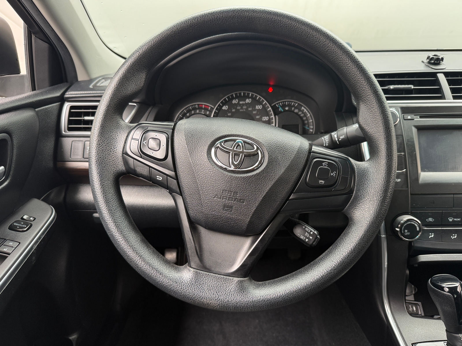 Thumbnail: 2015 Toyota Camry - 5
