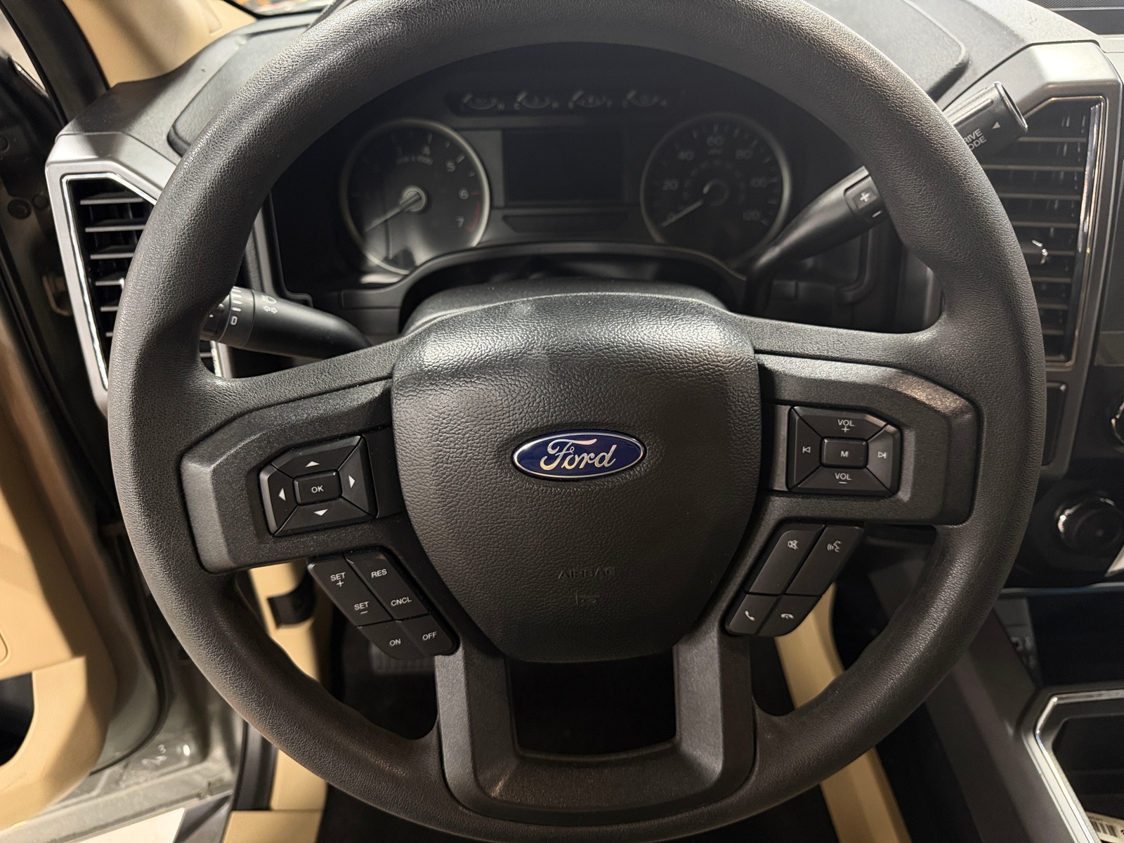 Thumbnail: 2020 Ford Econoline - 5
