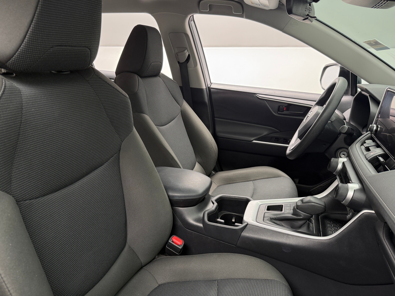 Thumbnail: 2025 Toyota RAV4 - 2