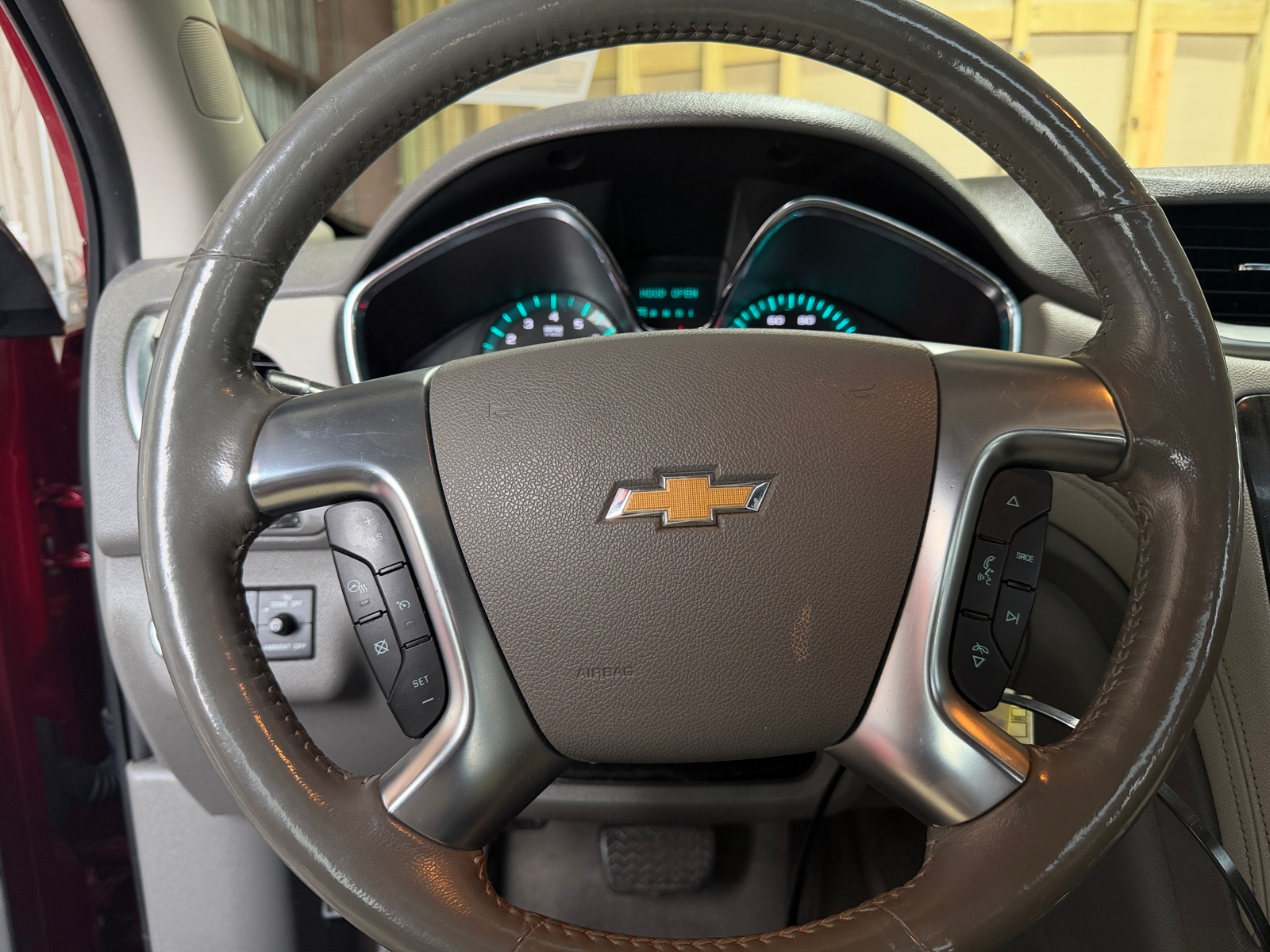 Thumbnail: 2014 Chevrolet Traverse - 4