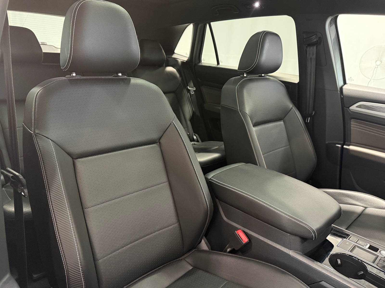 Thumbnail: 2023 Volkswagen Atlas - 2