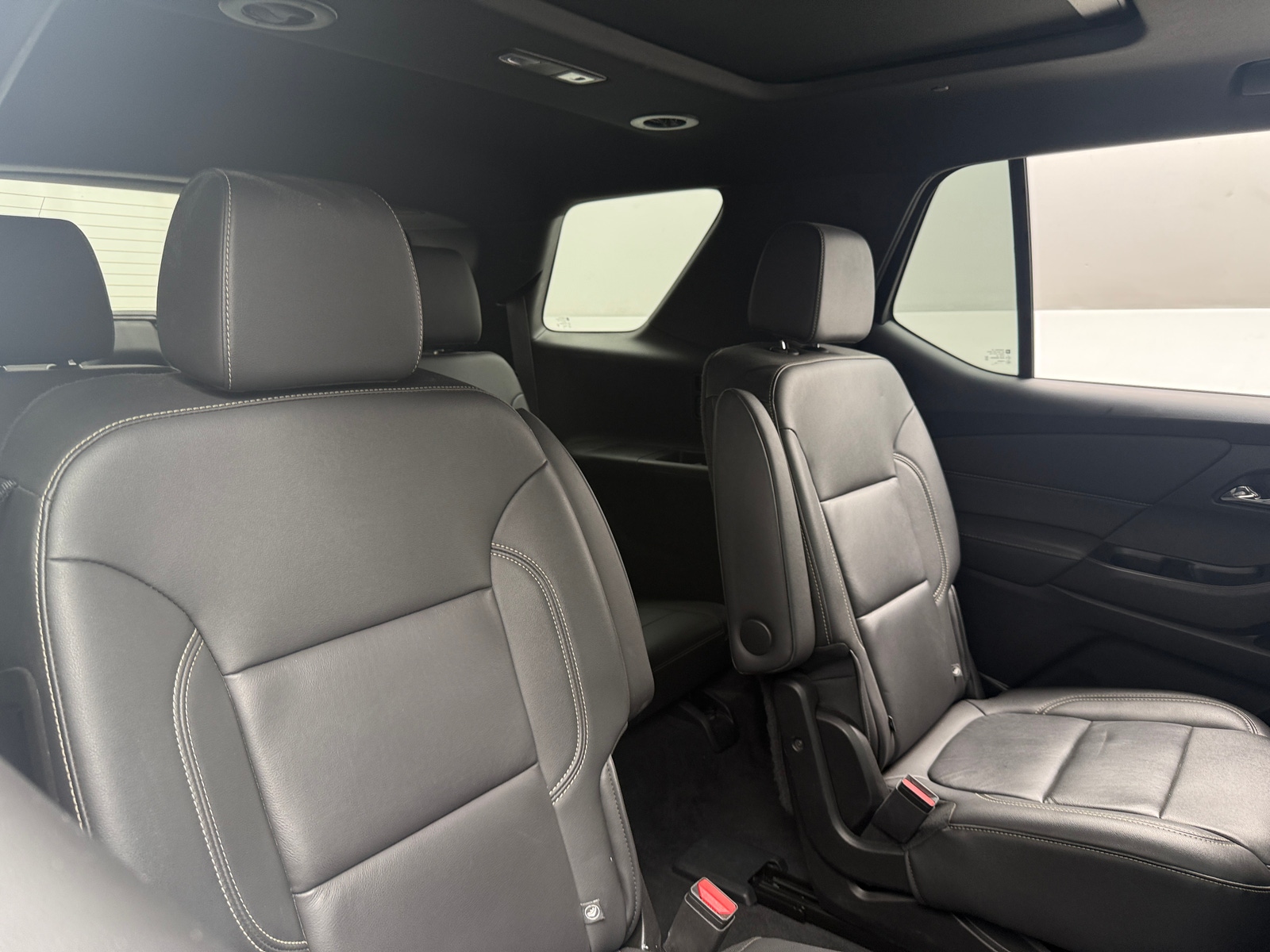 Thumbnail: 2023 Chevrolet Traverse - 5