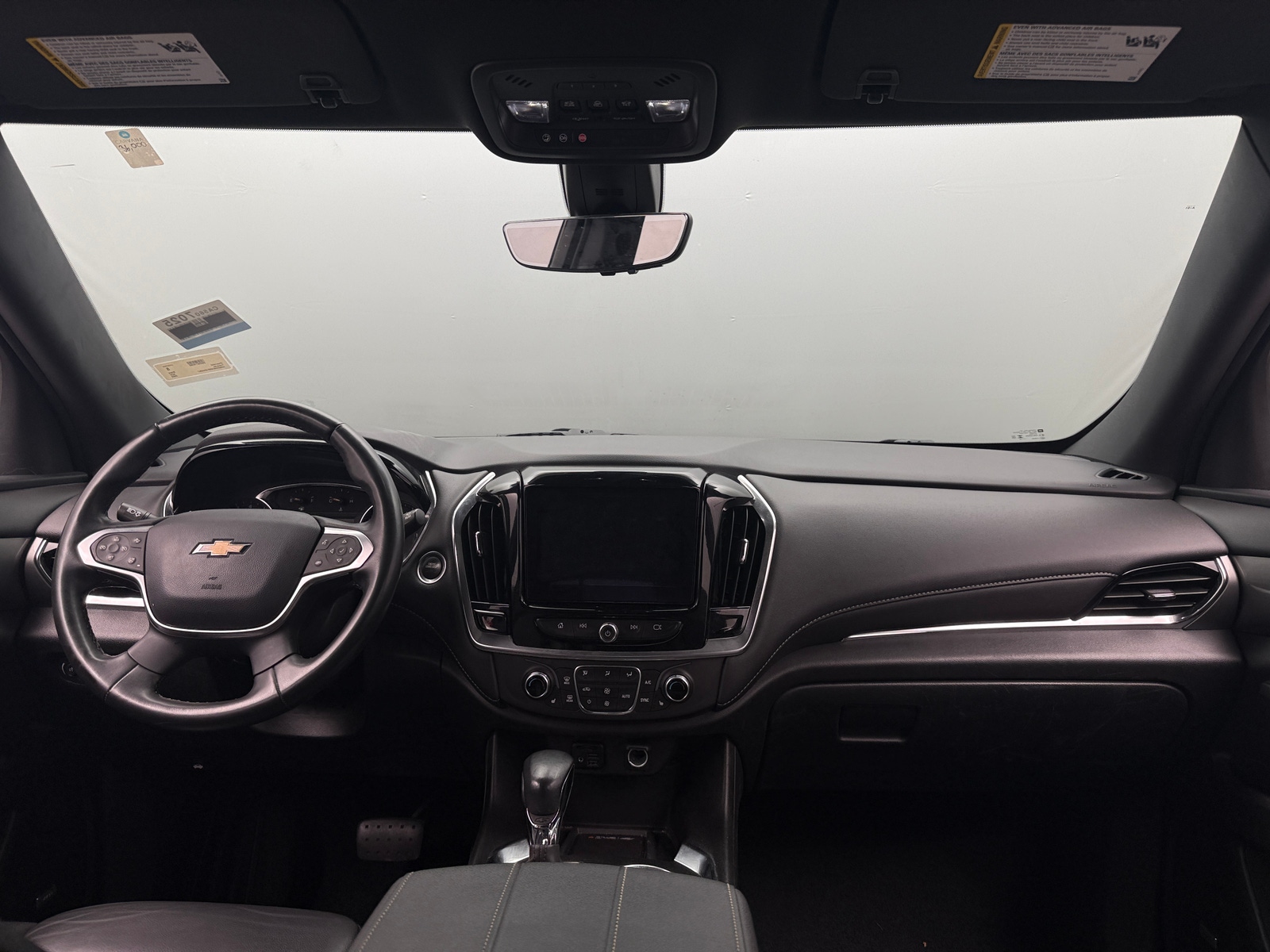 Thumbnail: 2023 Chevrolet Traverse - 2