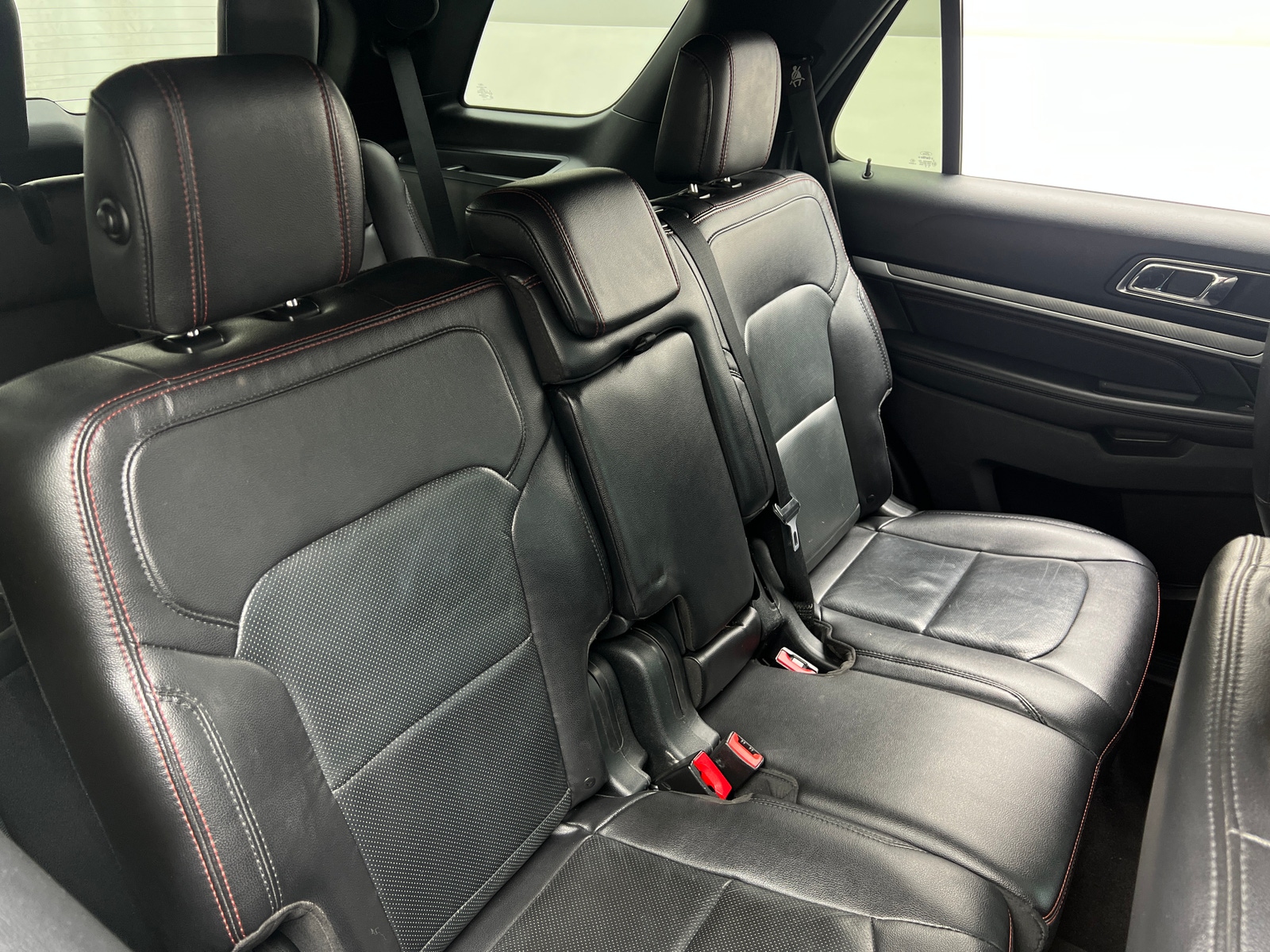 Thumbnail: 2019 Ford Explorer - 5