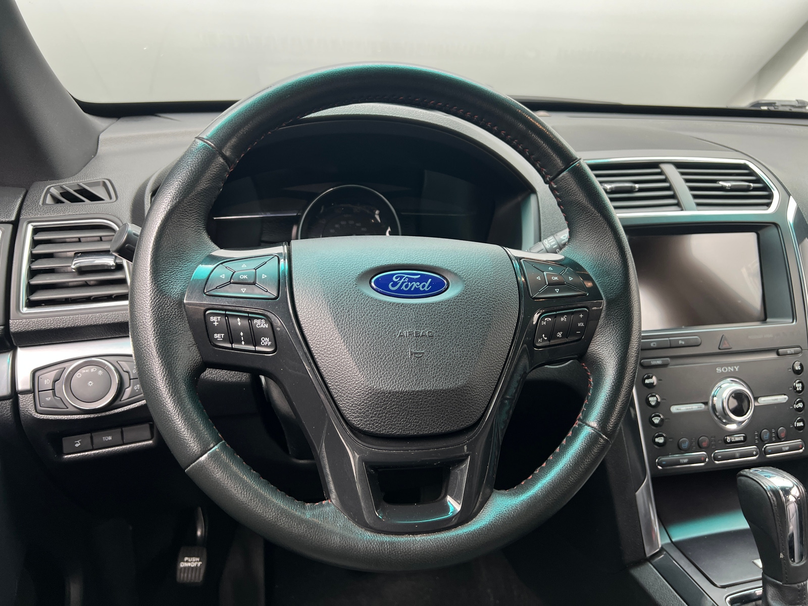 Thumbnail: 2019 Ford Explorer - 4