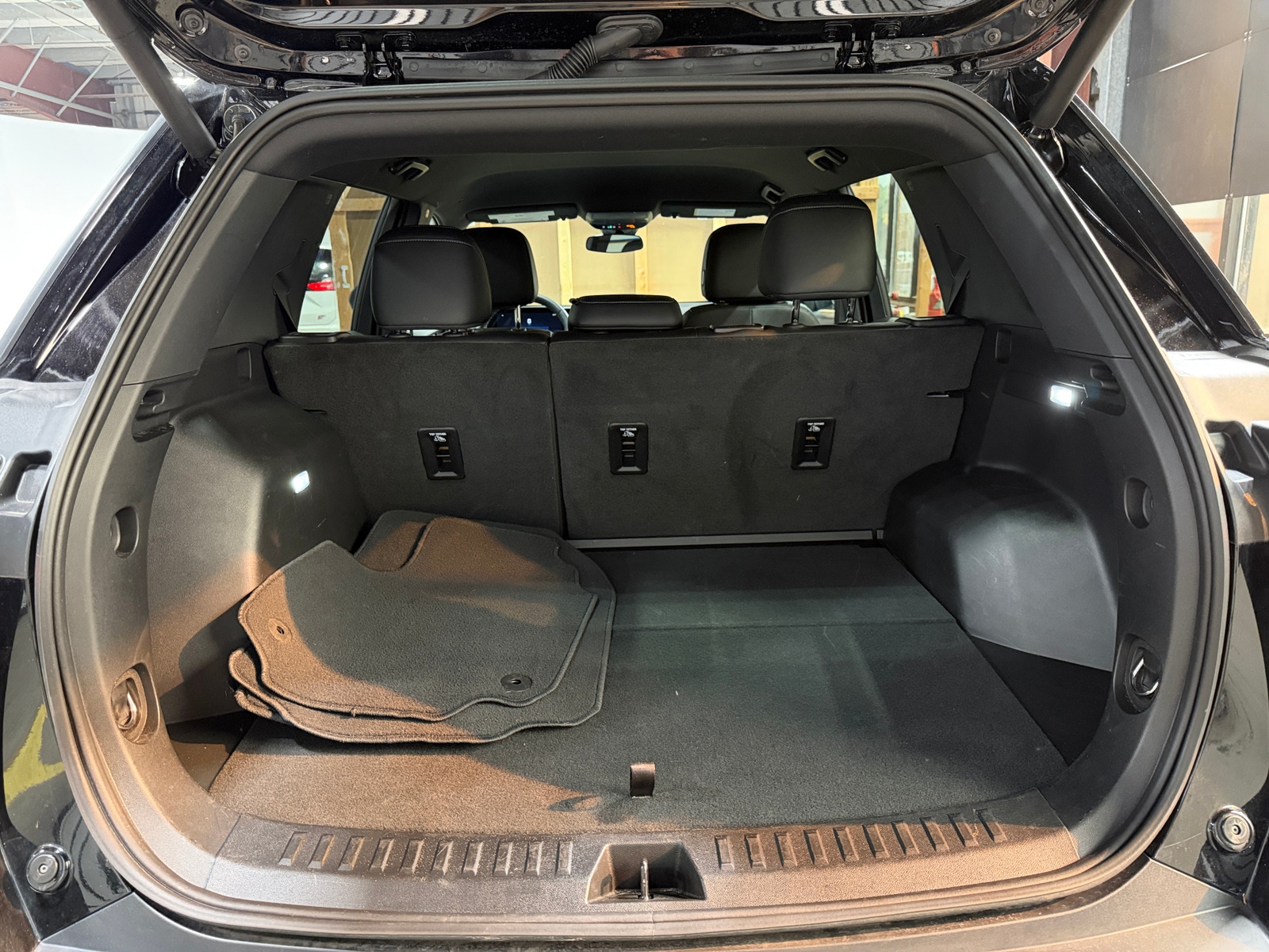 Thumbnail: 2026 Chevrolet Equinox - 6