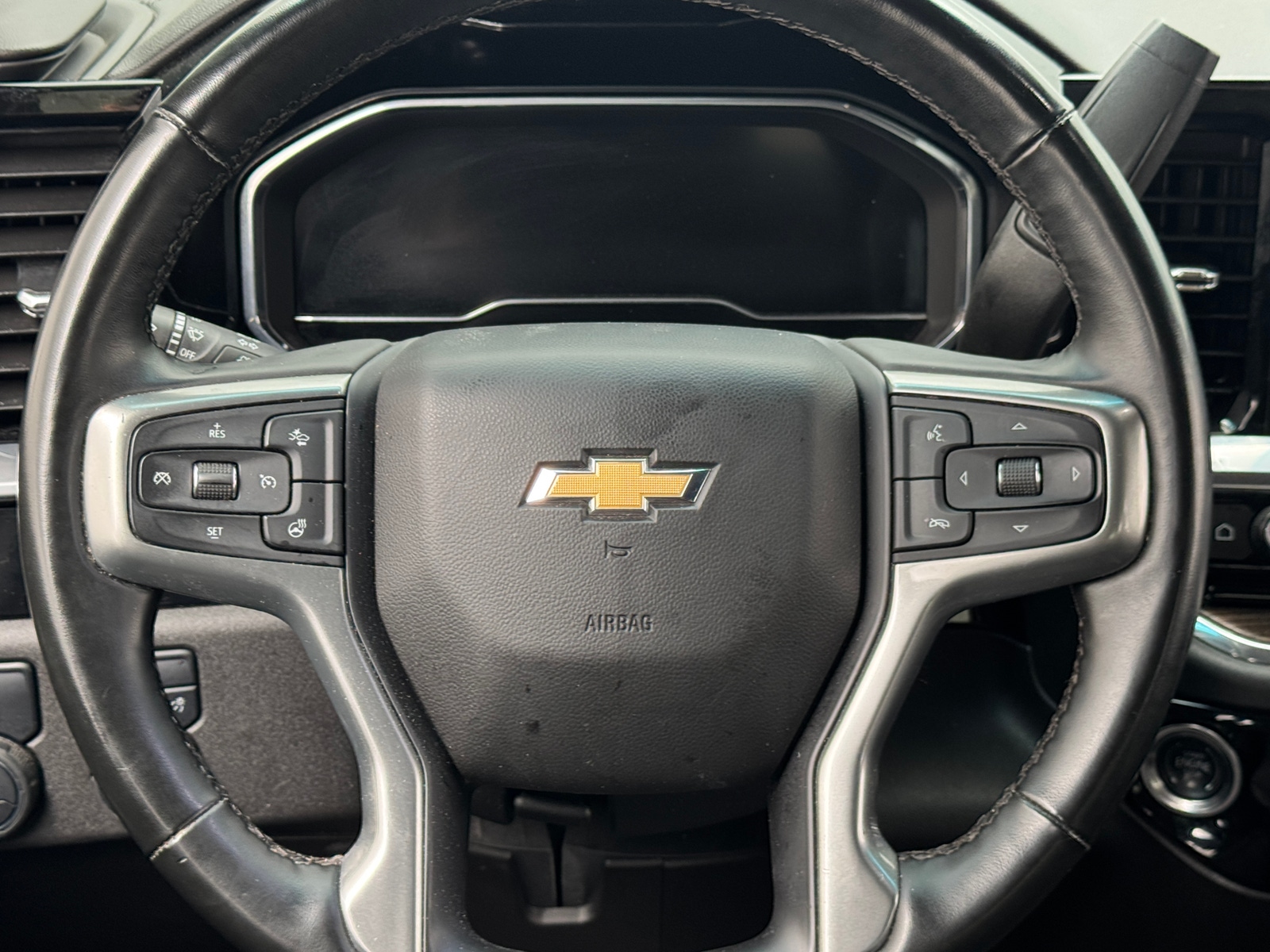 Thumbnail: 2025 Chevrolet Silverado 1500 - 5