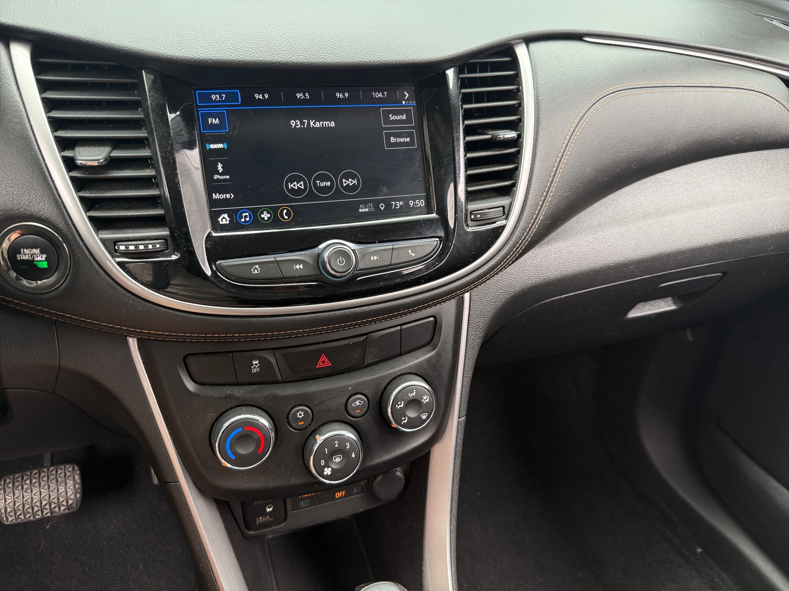 Thumbnail: 2018 Chevrolet Trax - 3