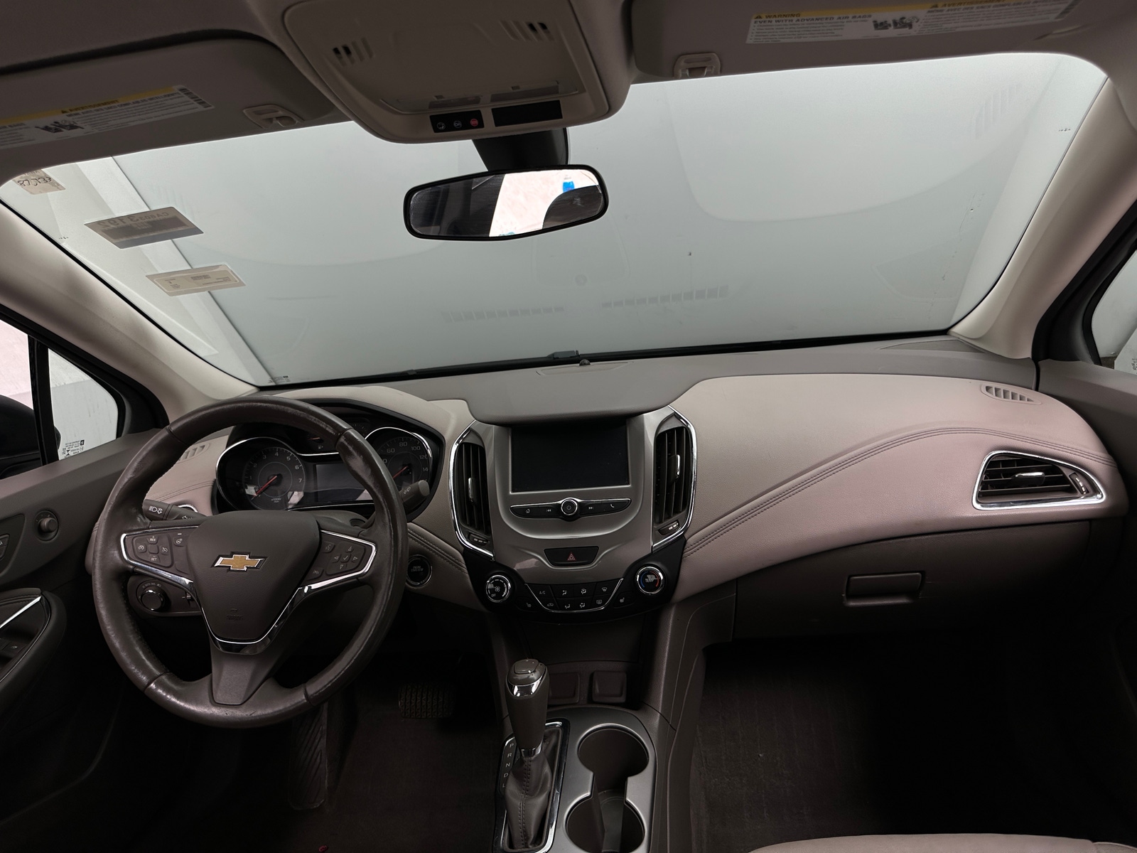 Thumbnail: 2017 Chevrolet Cruze - 2