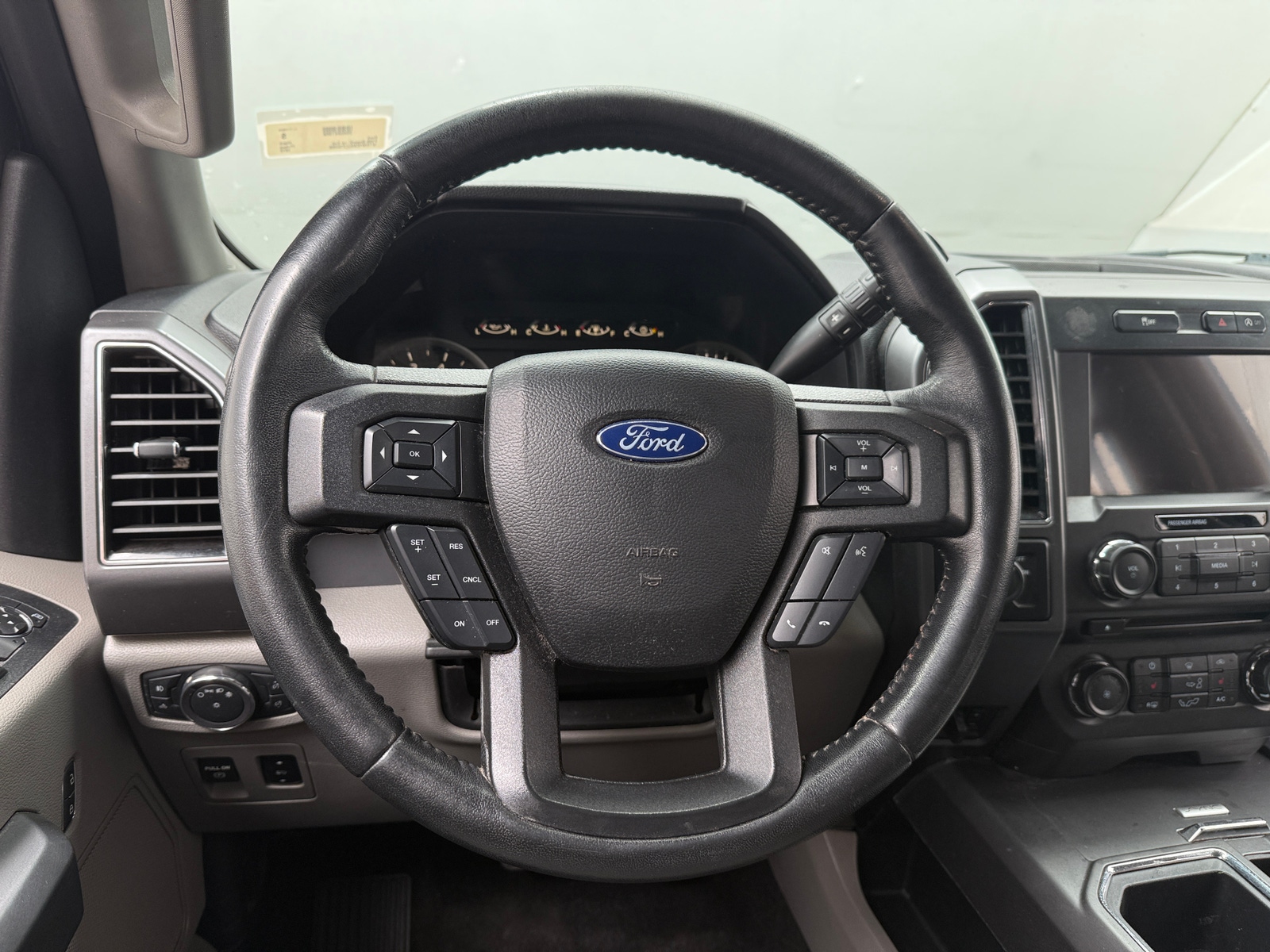 Thumbnail: 2018 Ford Econoline - 5