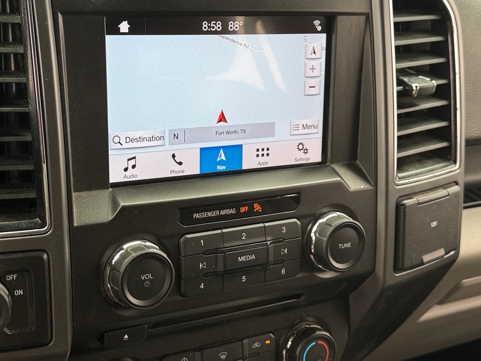 Thumbnail: 2018 Ford Econoline - 4