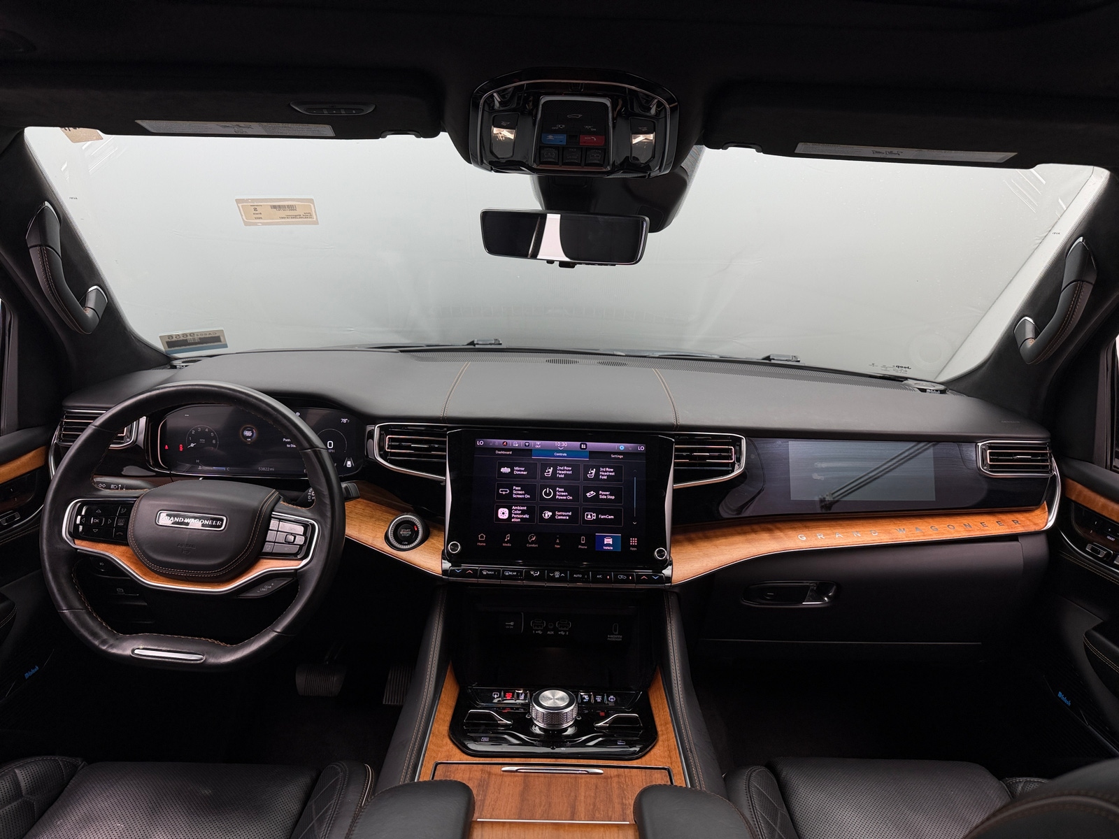 Thumbnail: 2022 Jeep Grand Wagoneer - 2