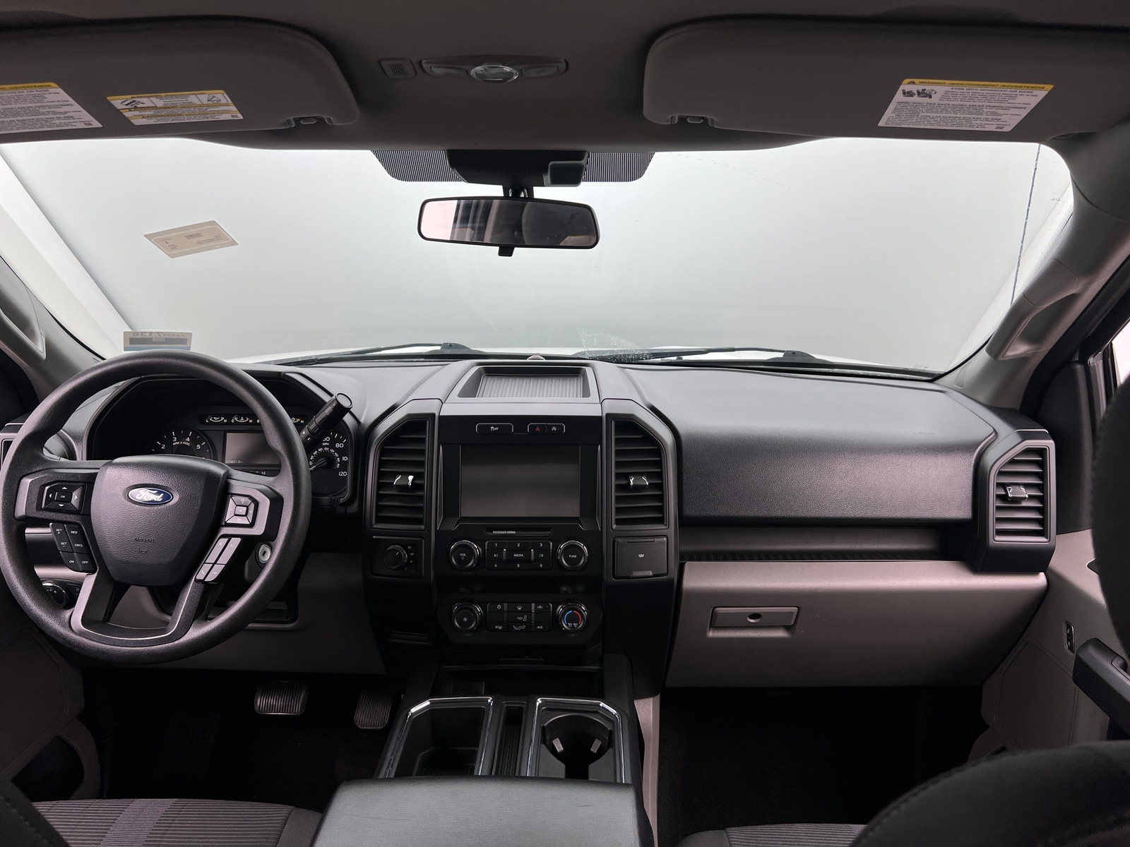 Thumbnail: 2019 Ford Econoline - 3