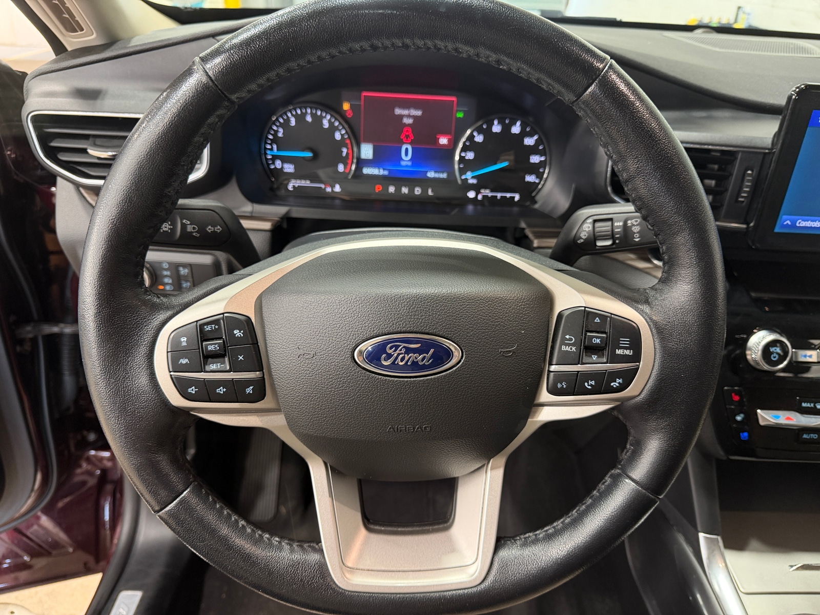 Thumbnail: 2022 Ford Explorer - 4