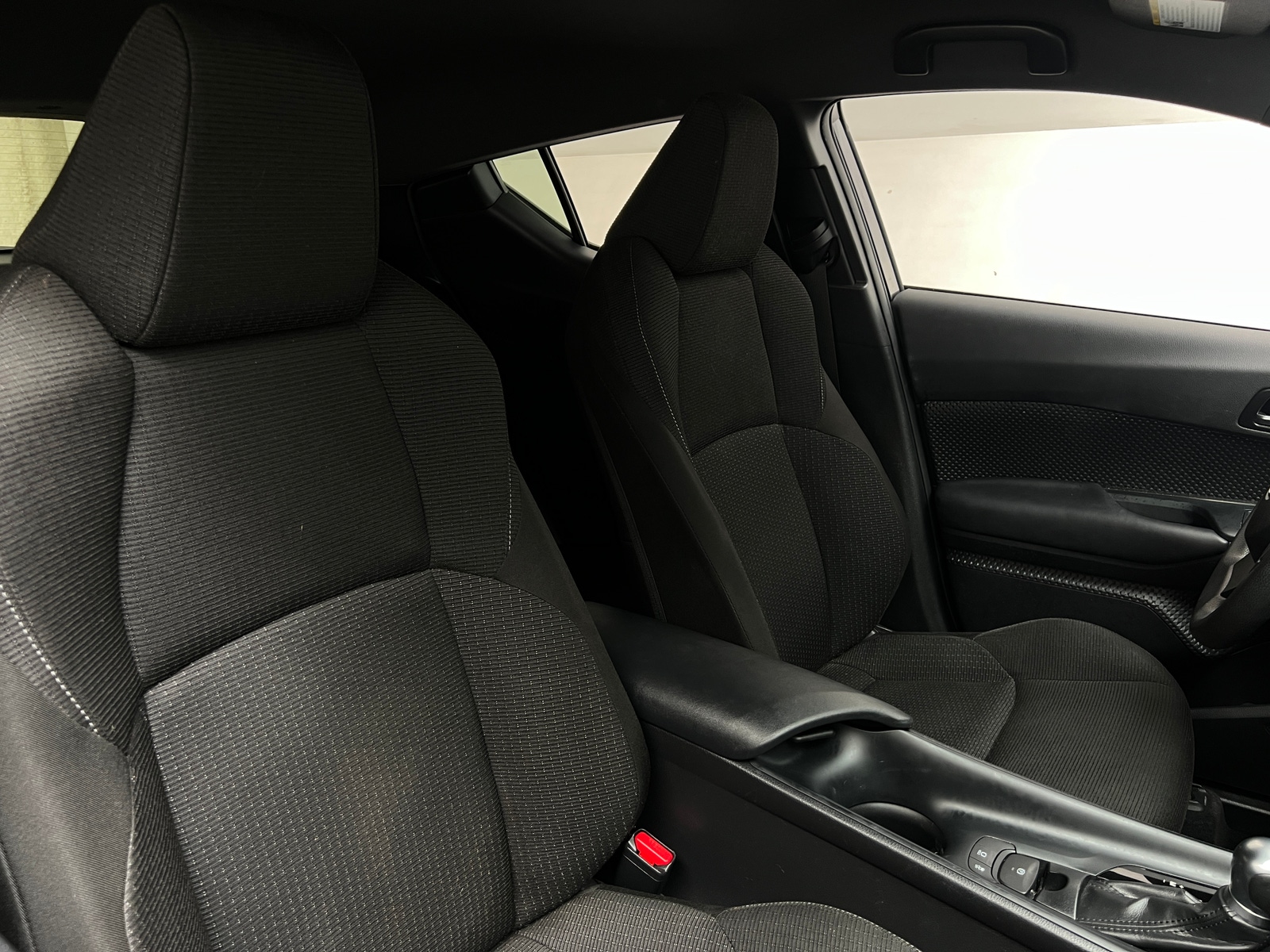 Thumbnail: 2019 Toyota C-HR - 2