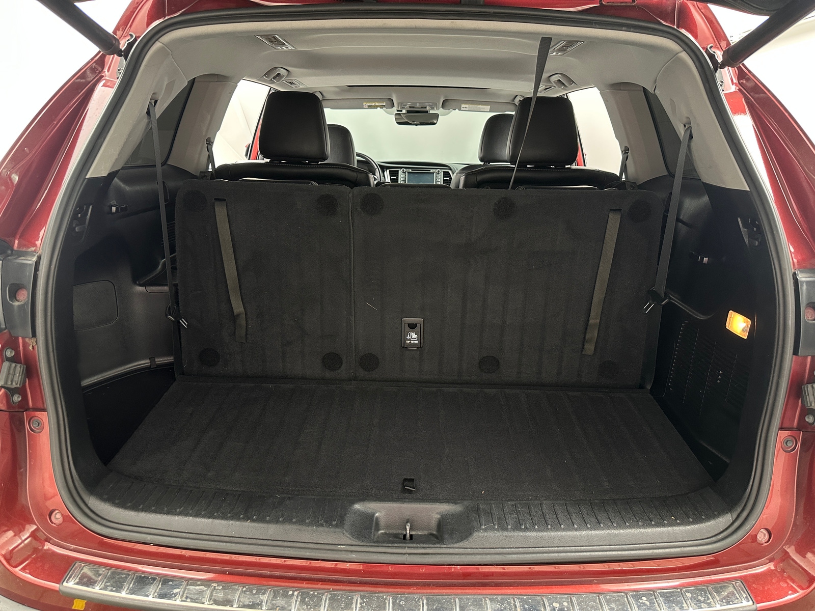 Thumbnail: 2018 Toyota Highlander - 6