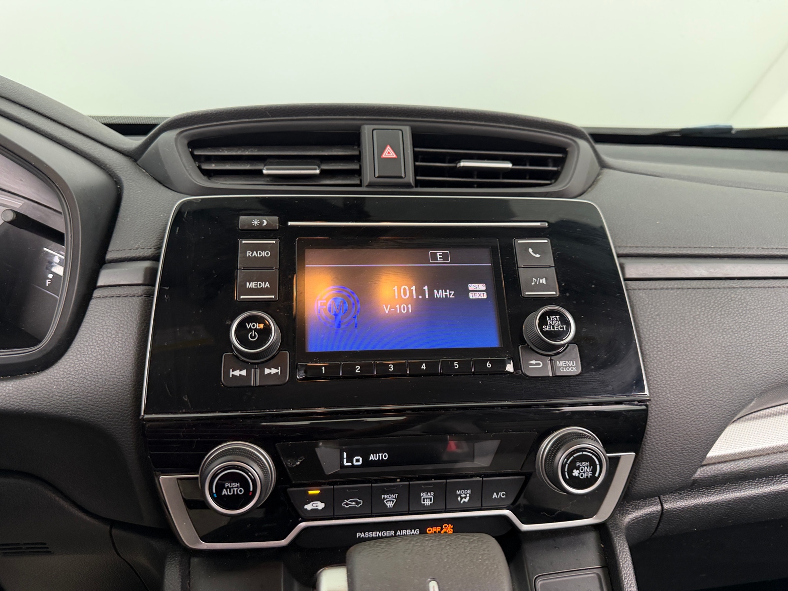 Thumbnail: 2017 Honda CR-V - 4